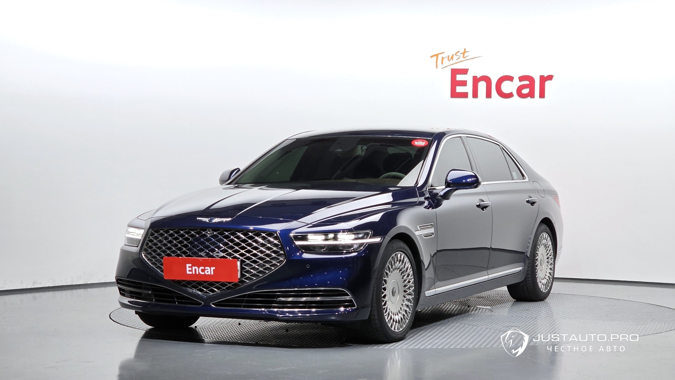 Автомобиль Genesis G90