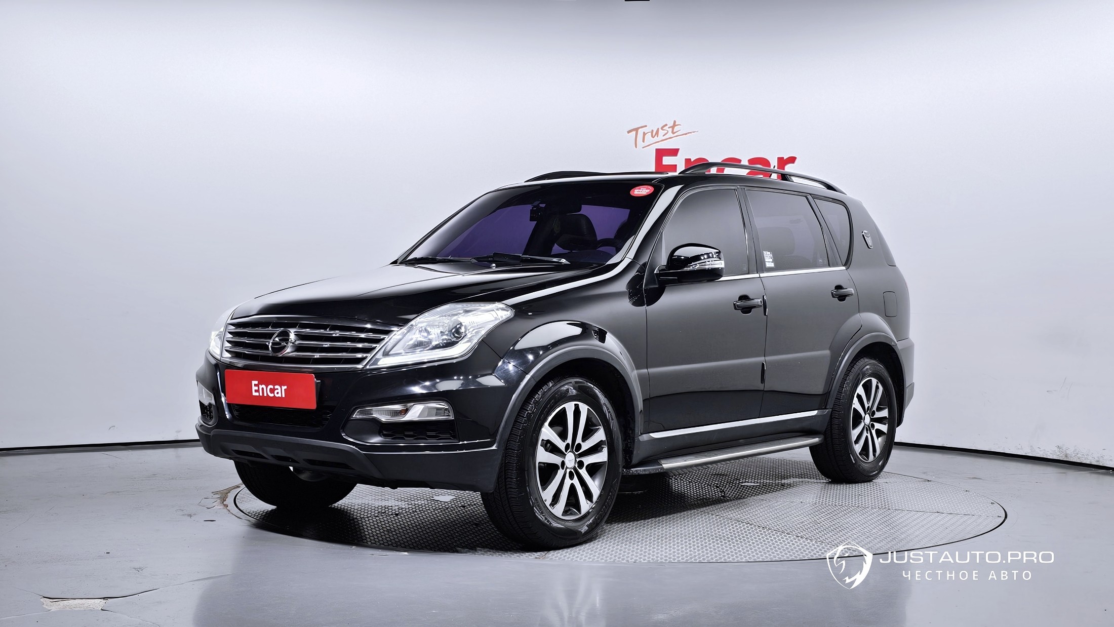 Автомобиль KG_Mobility_Ssangyong Rexton
