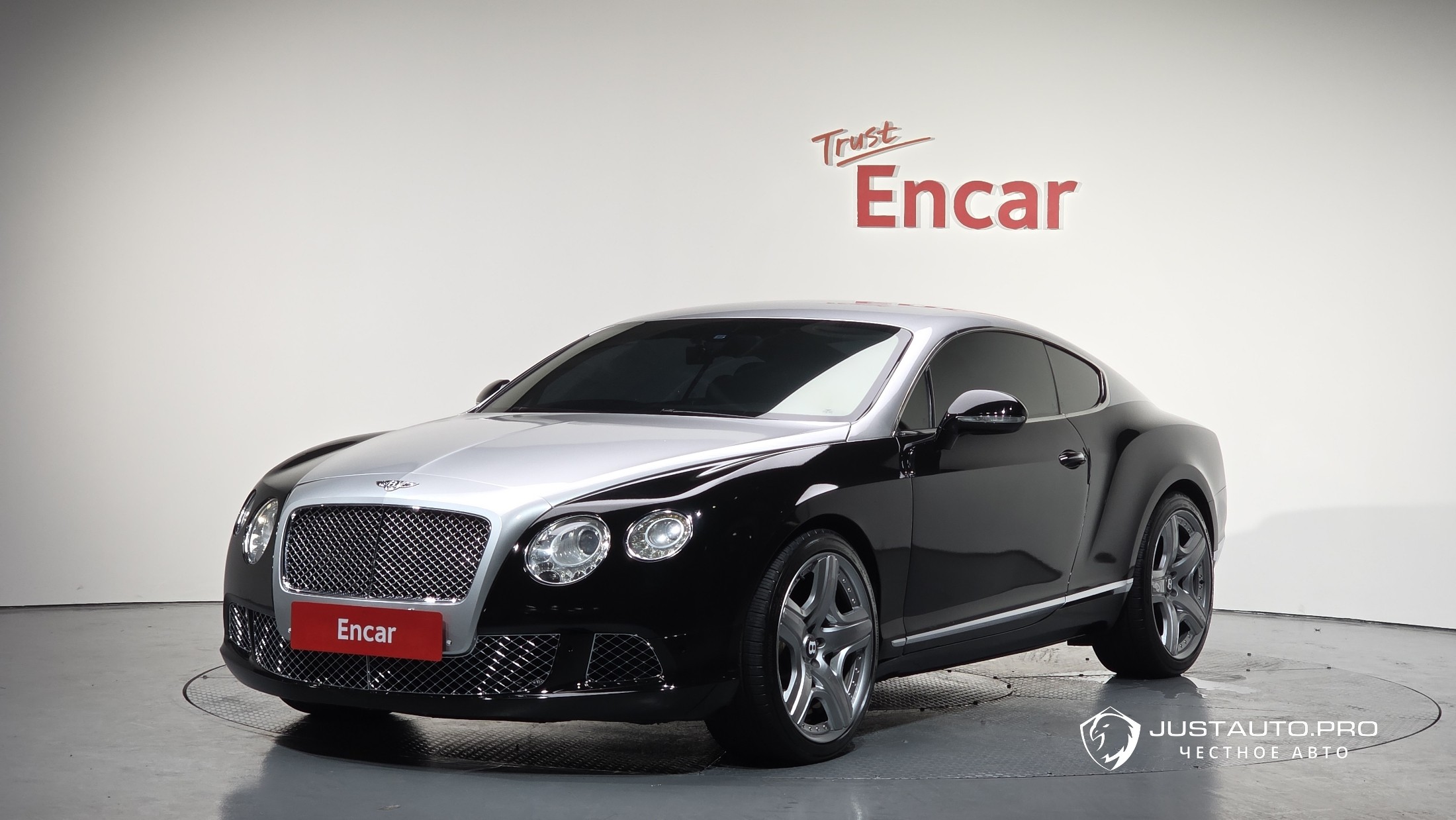 Автомобиль Bentley Continental