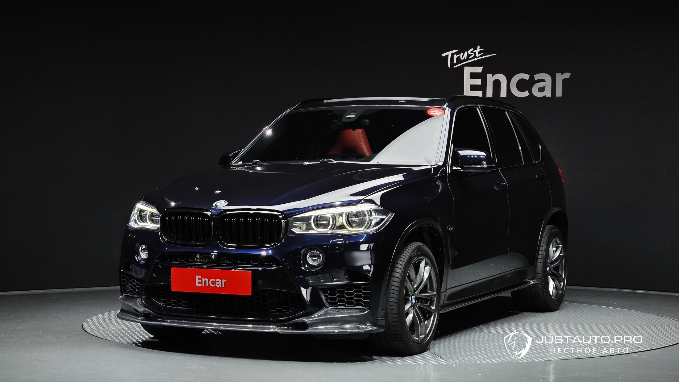 Автомобиль BMW X5M