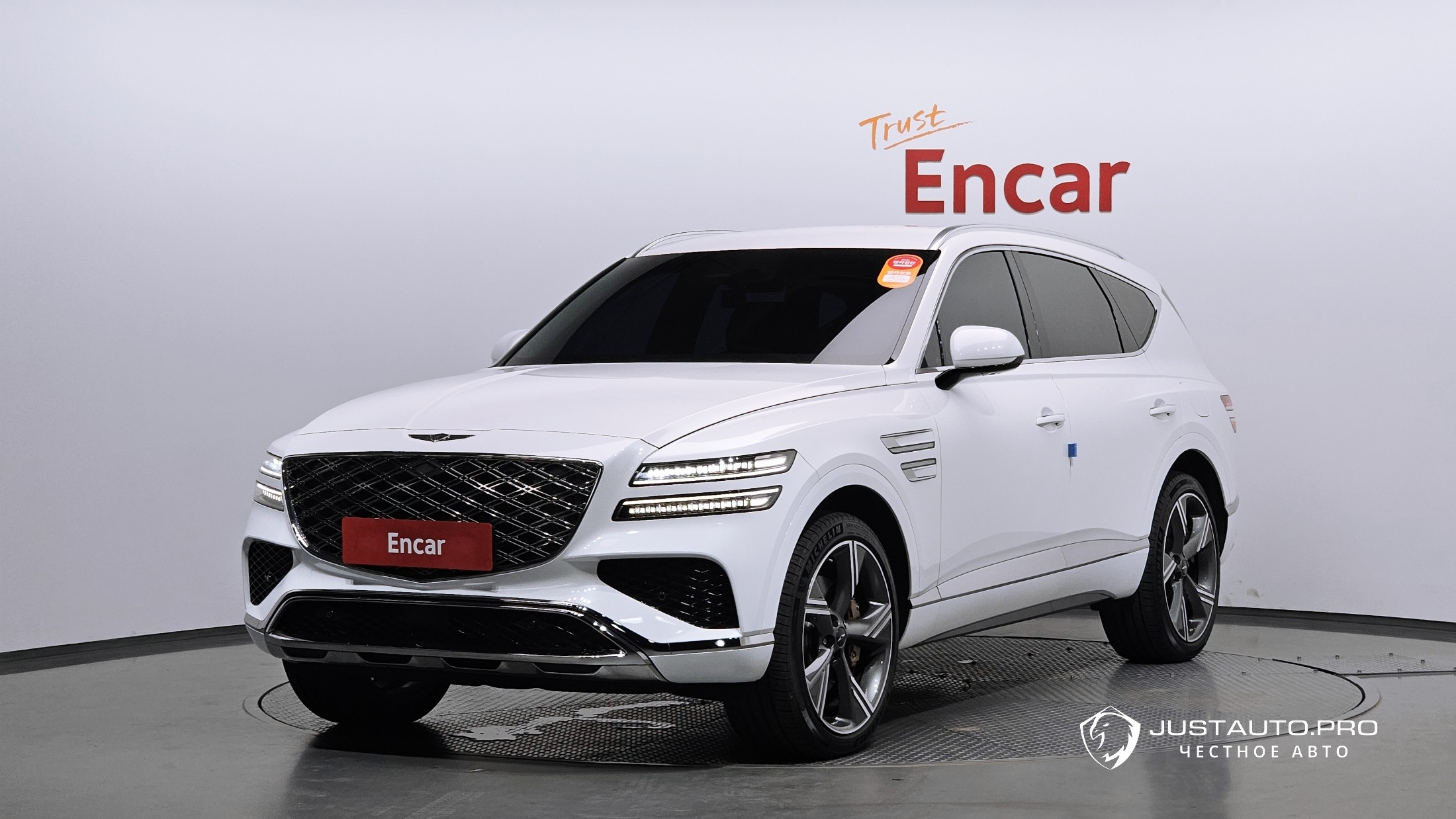 Автомобиль Genesis GV80