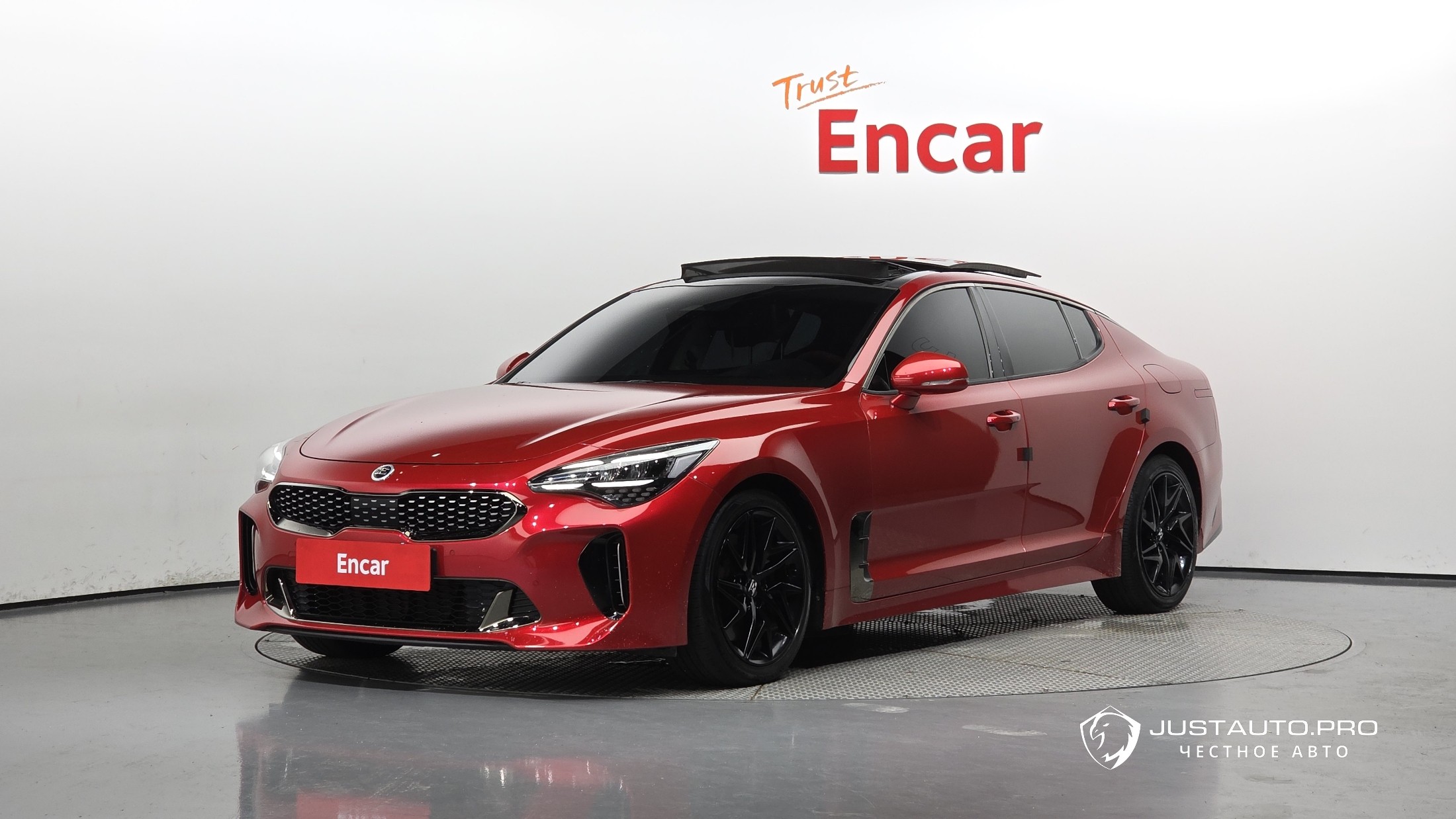 Автомобиль Kia Stinger