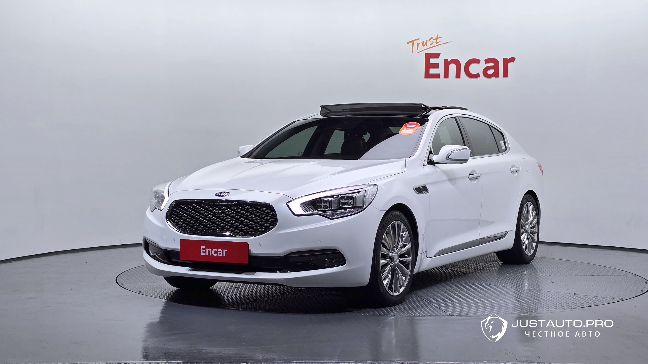 Автомобиль Kia K9