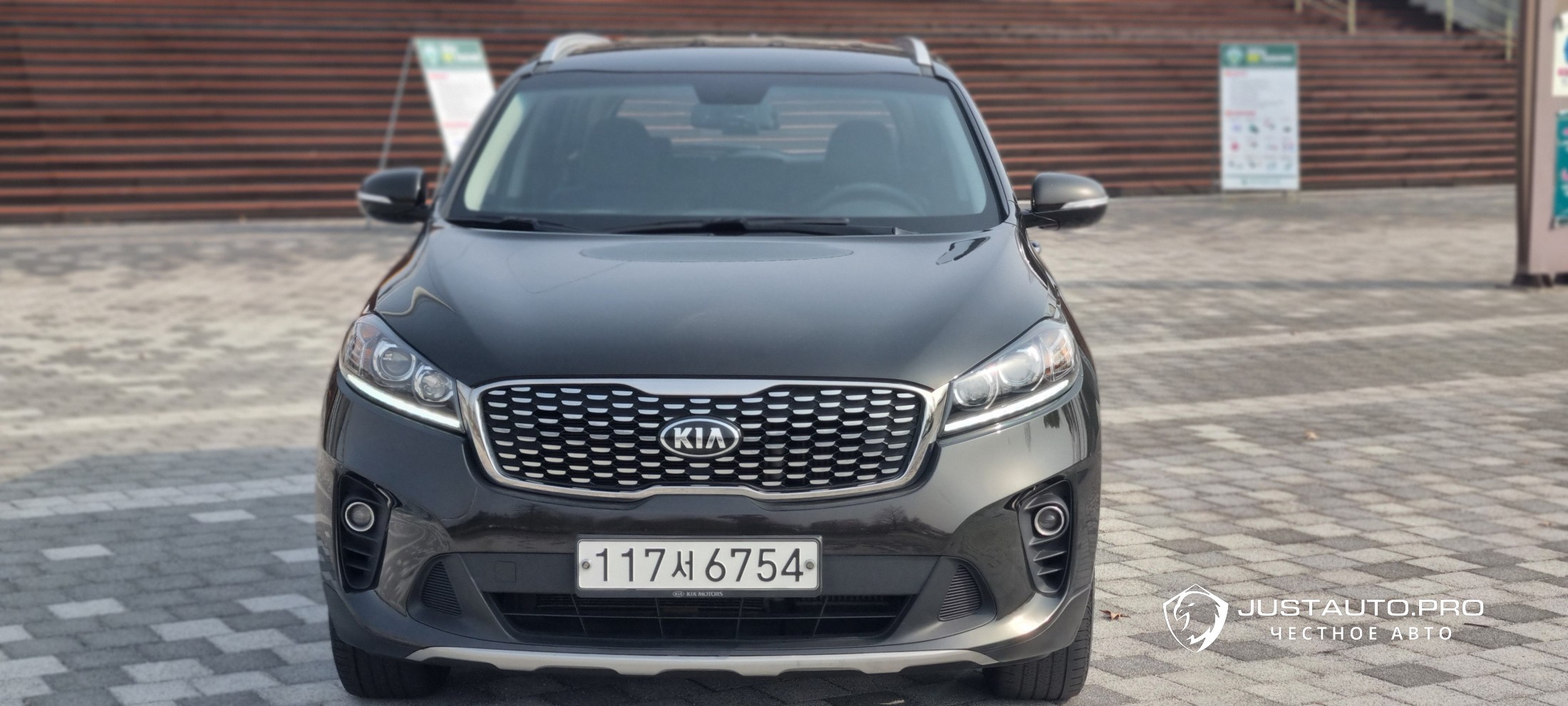 Автомобиль Kia Sorento