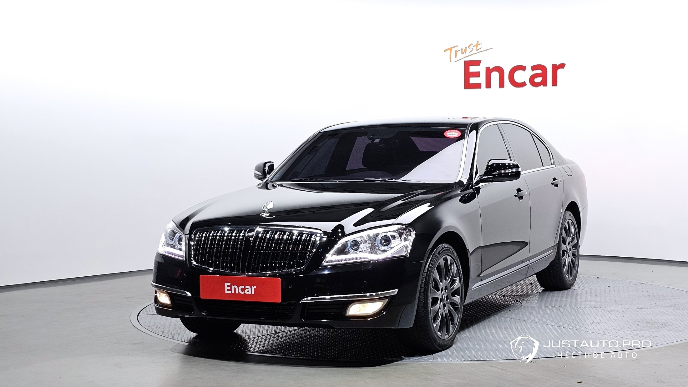 Автомобиль KG_Mobility_Ssangyong Chairman