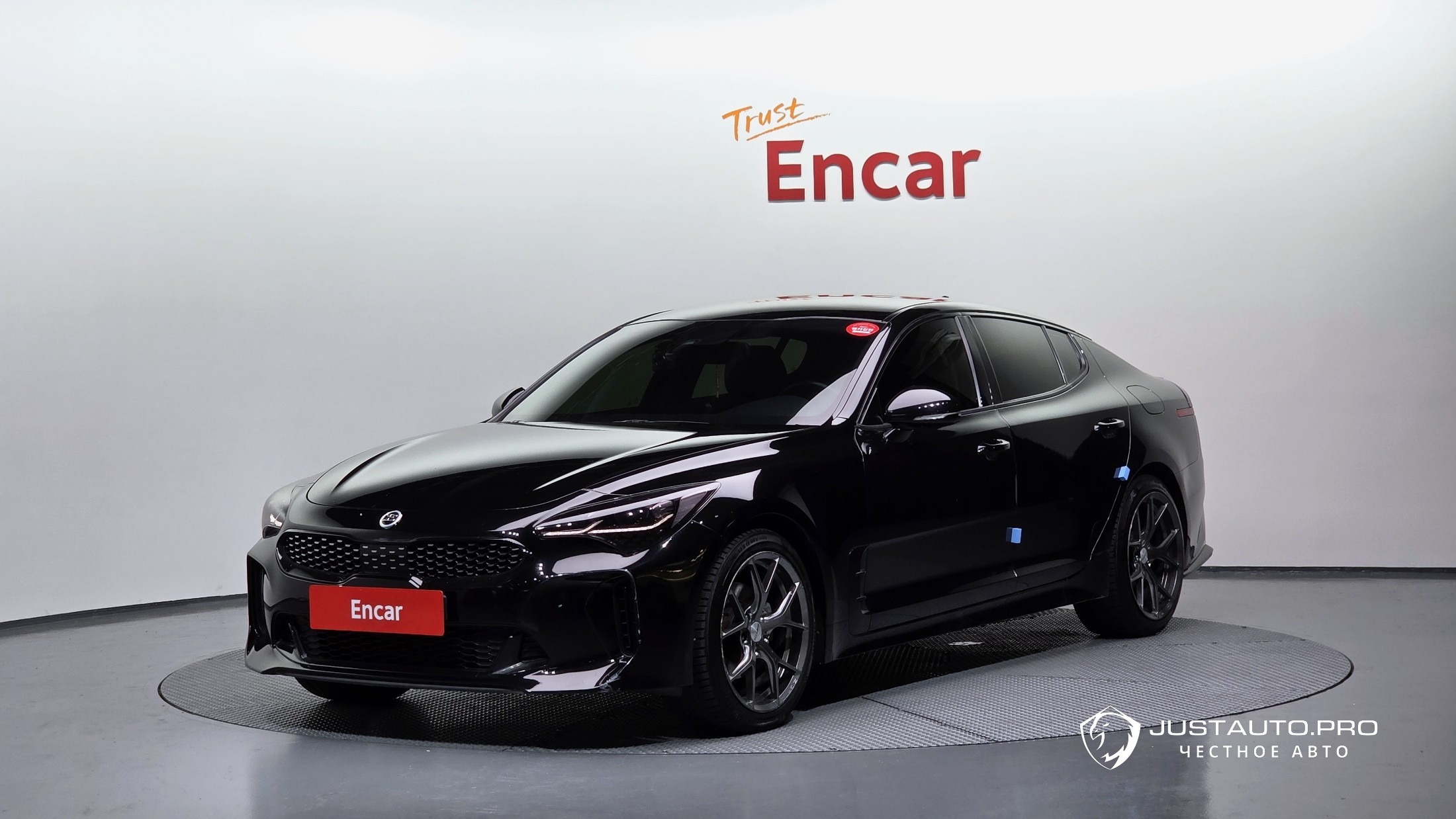 Автомобиль Kia Stinger