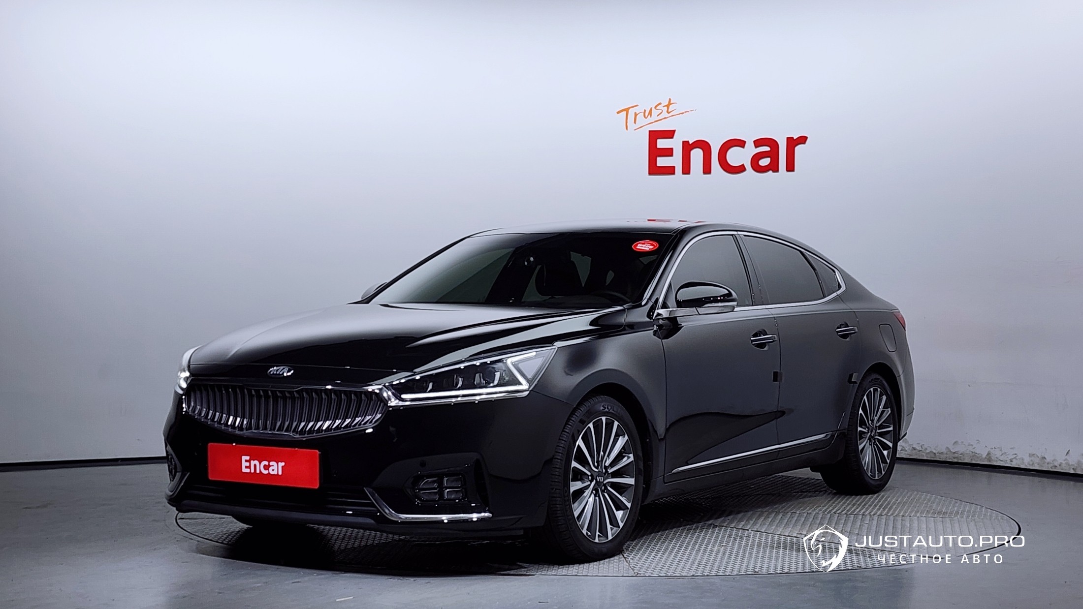 Автомобиль Kia K7