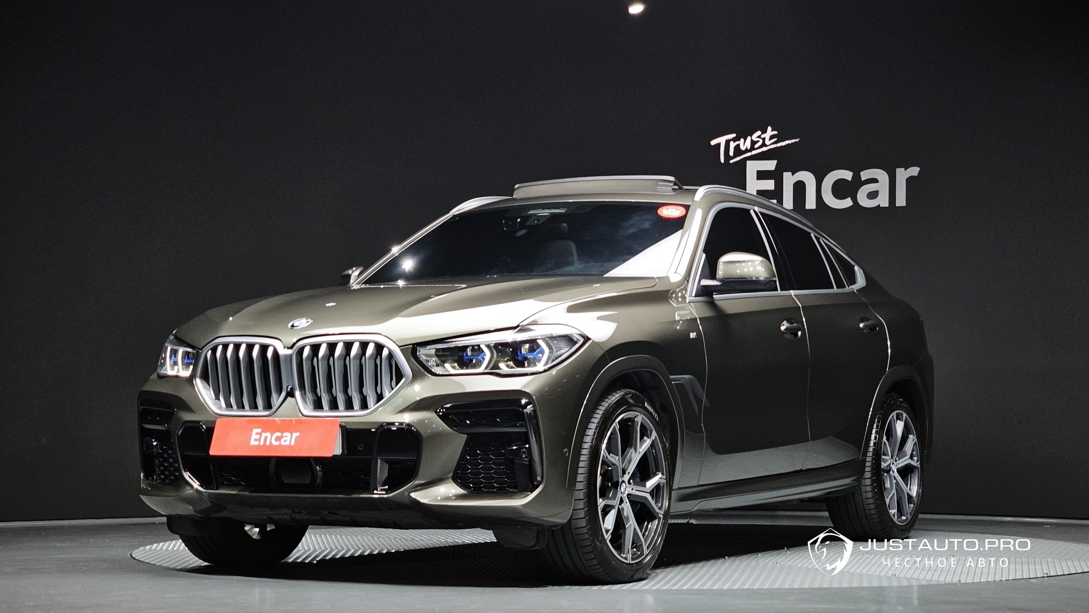 Автомобиль BMW X6