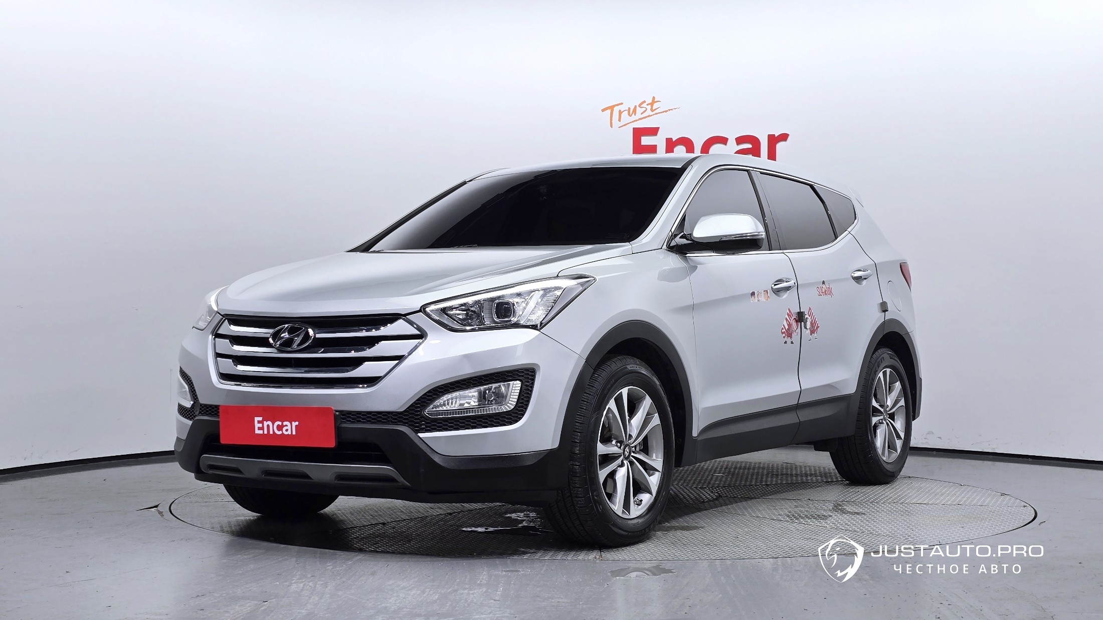 Автомобиль Hyundai Santafe