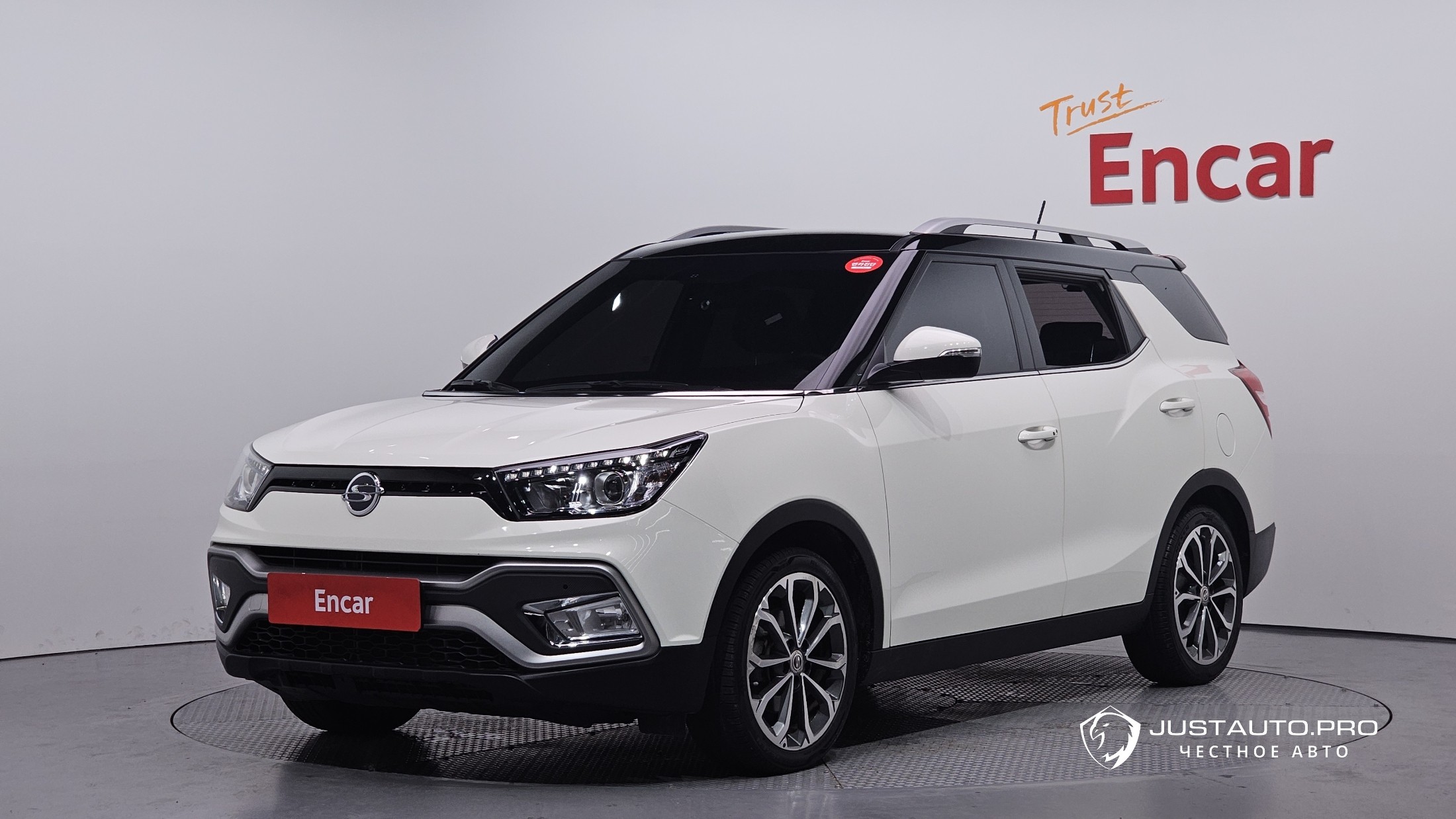 Автомобиль KG_Mobility_Ssangyong TIBOLI