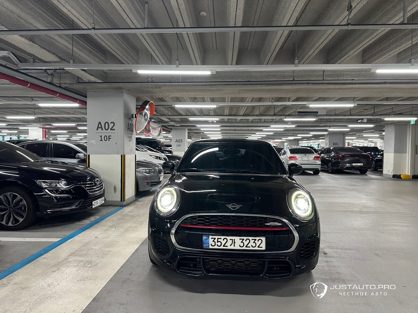 Автомобиль Mini Cooper