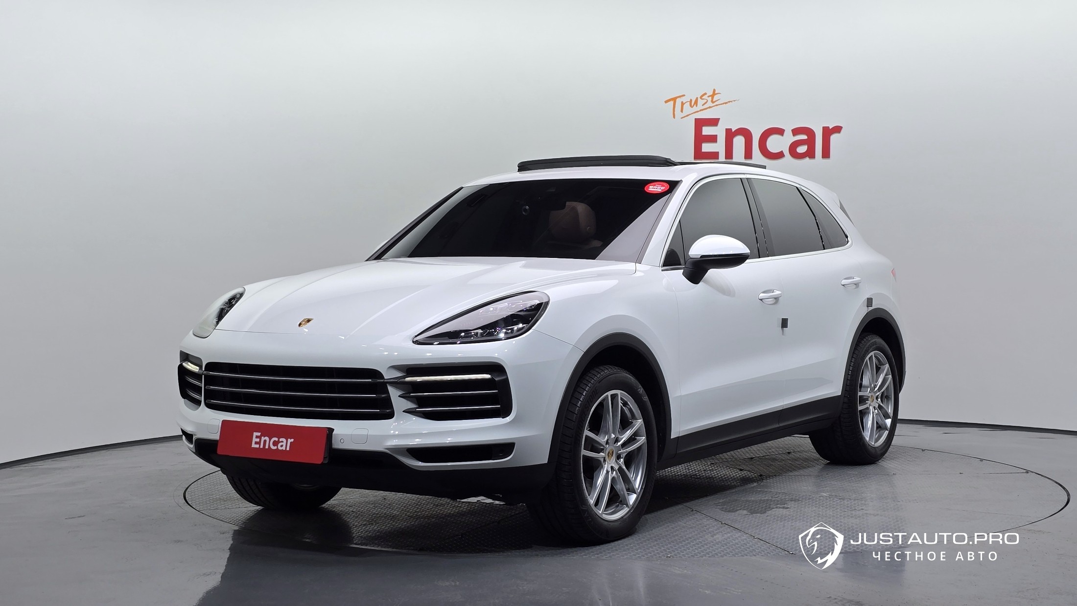 Автомобиль Porsche Cayenne