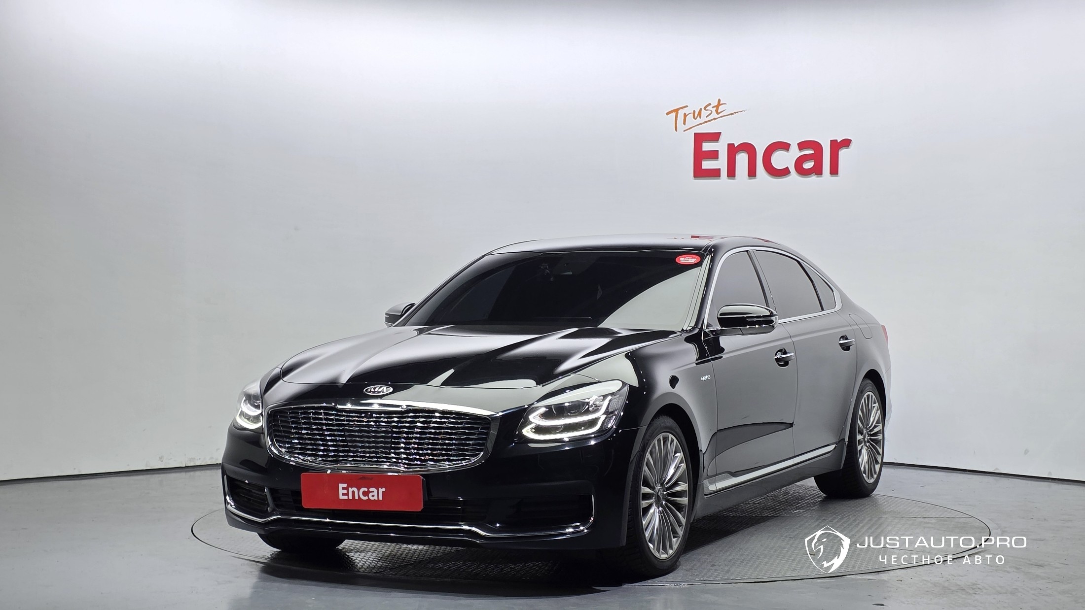 Автомобиль Kia K9