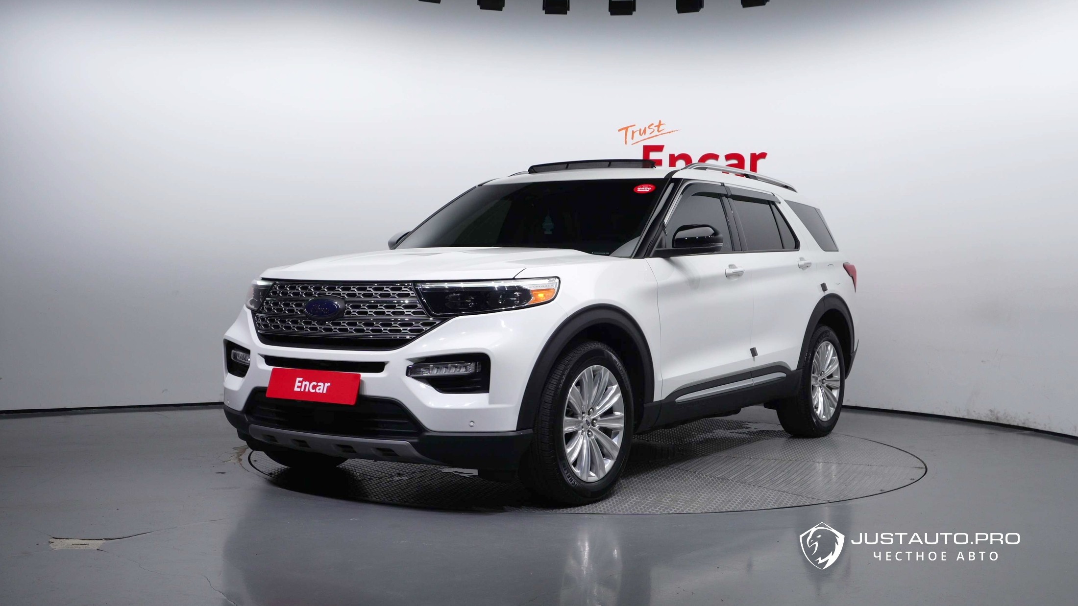 Автомобиль Ford Explorer