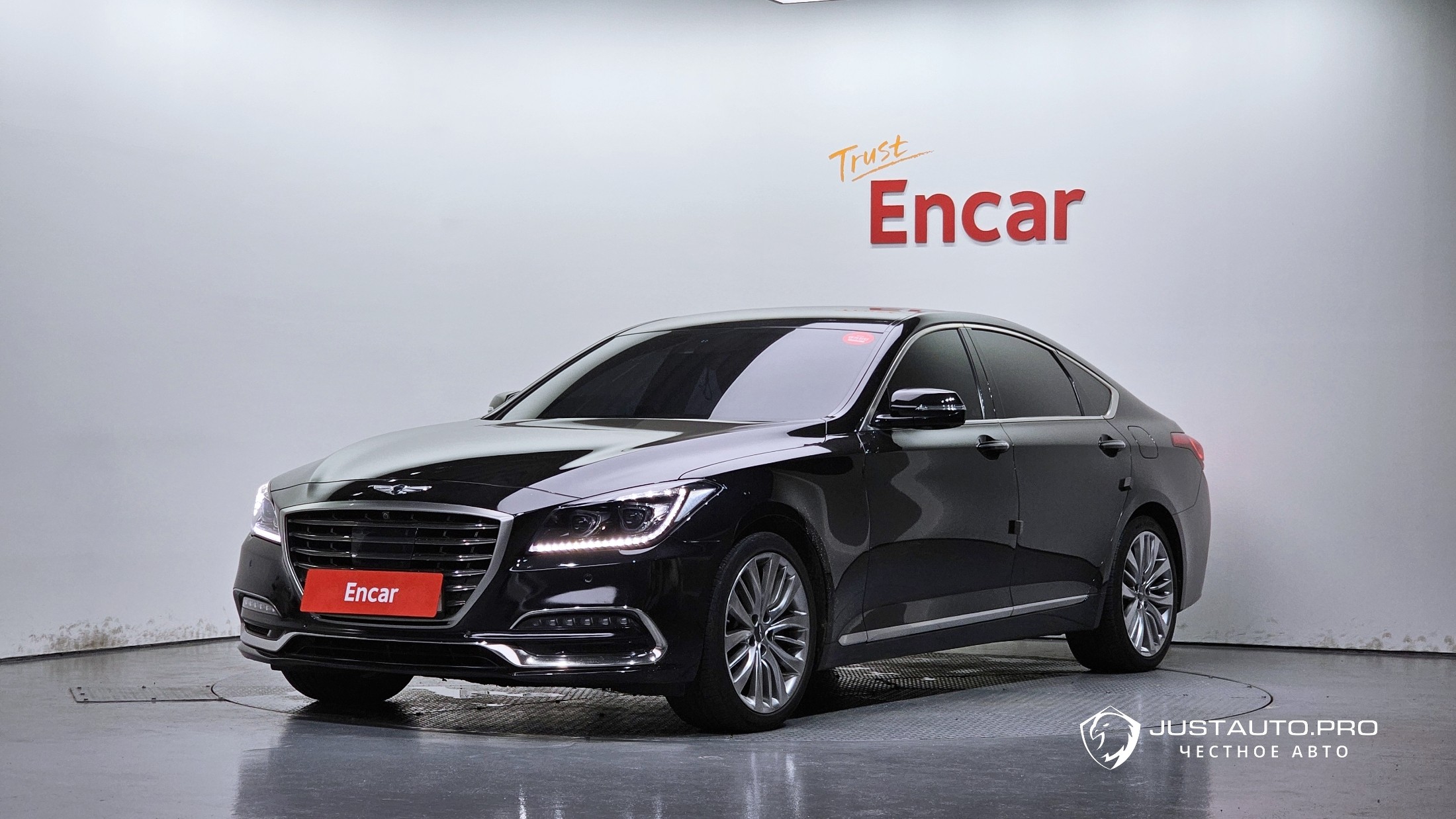 Автомобиль Genesis G80