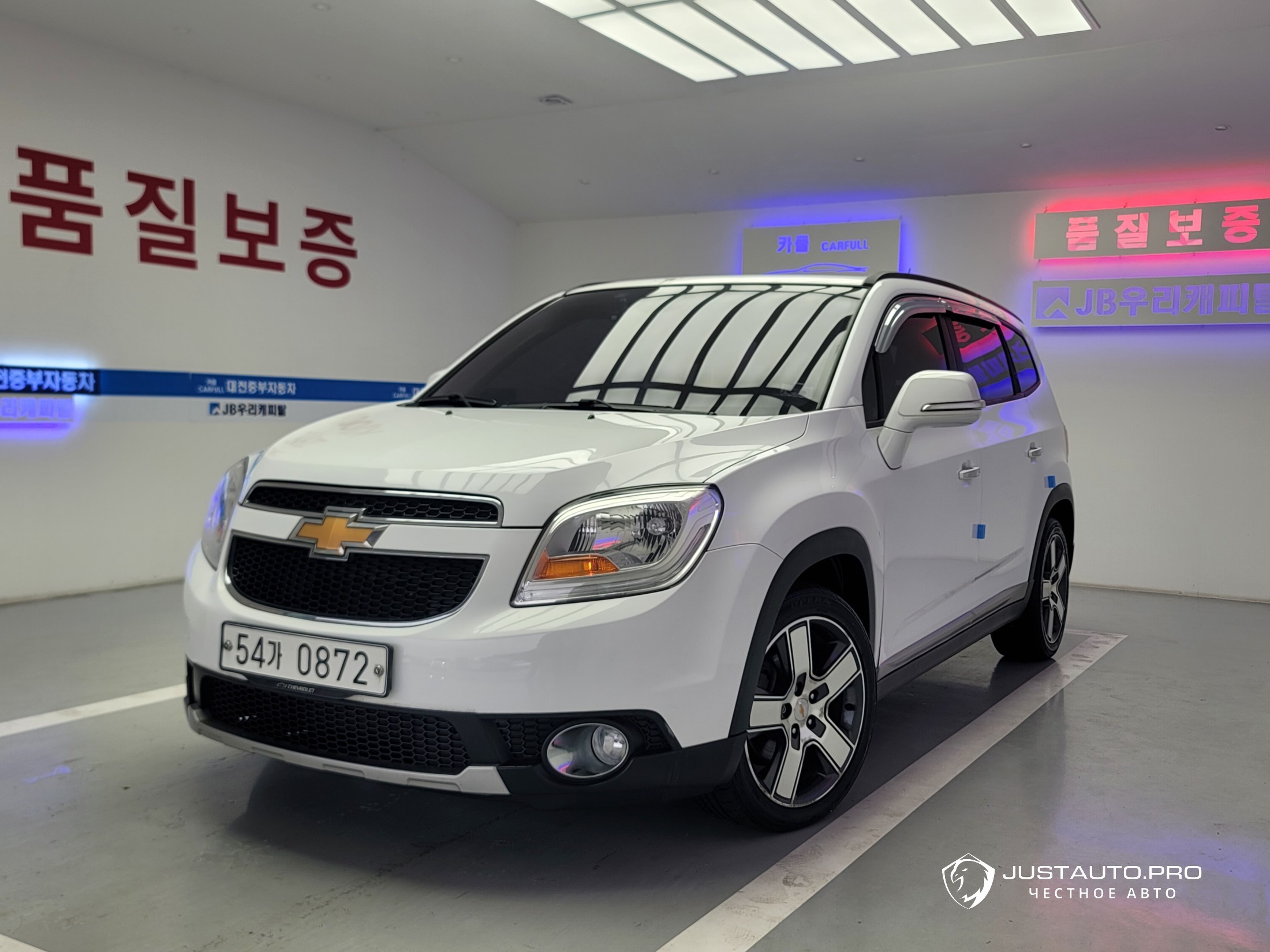Автомобиль ChevroletGMDaewoo Orlando