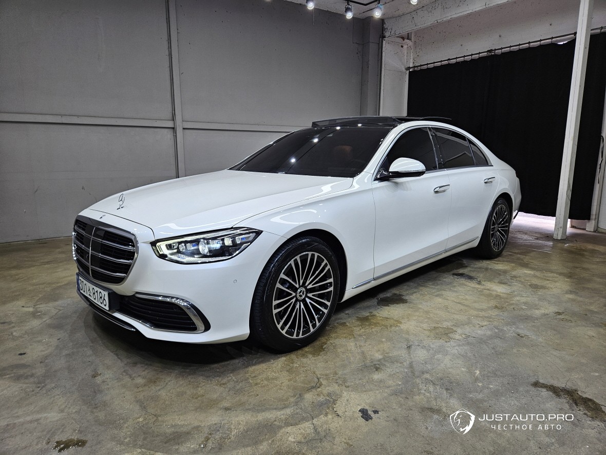 Автомобиль Mercedes-Benz S-Class