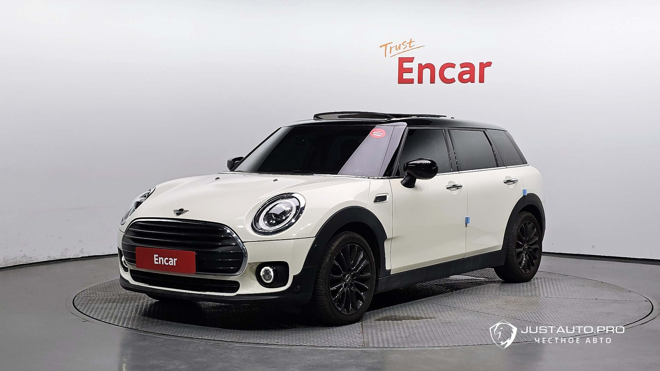 Автомобиль Mini Clubman