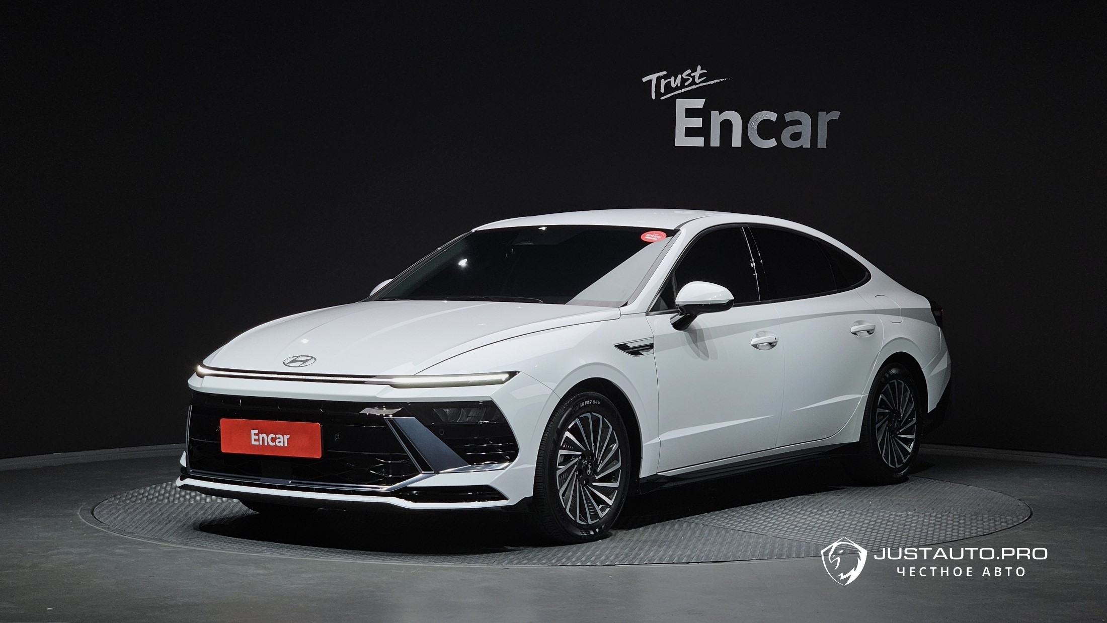 Автомобиль Hyundai Sonata