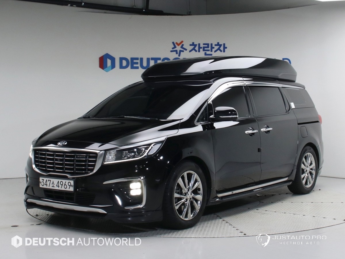 Автомобиль Kia Canival