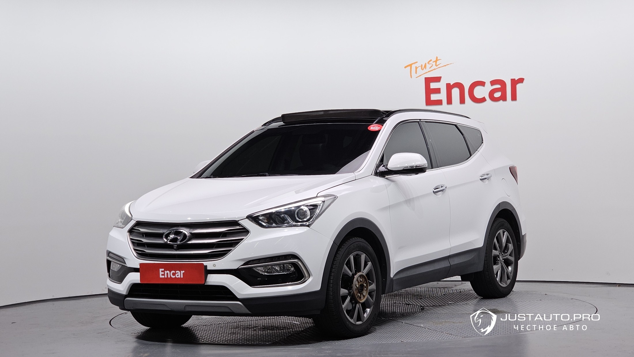 Автомобиль Hyundai Santafe