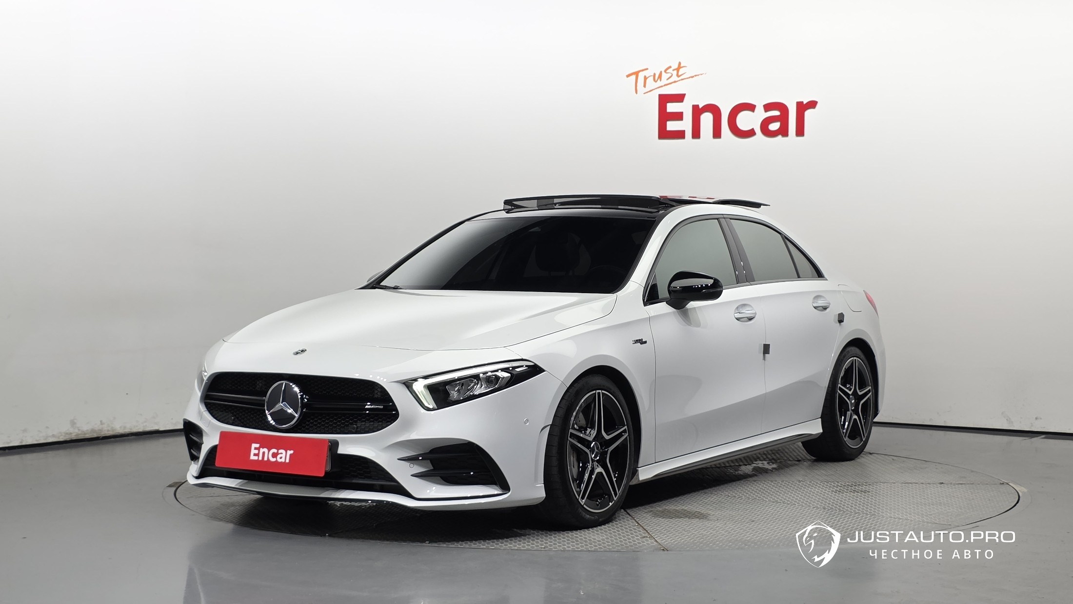 Автомобиль Mercedes-Benz A-Class