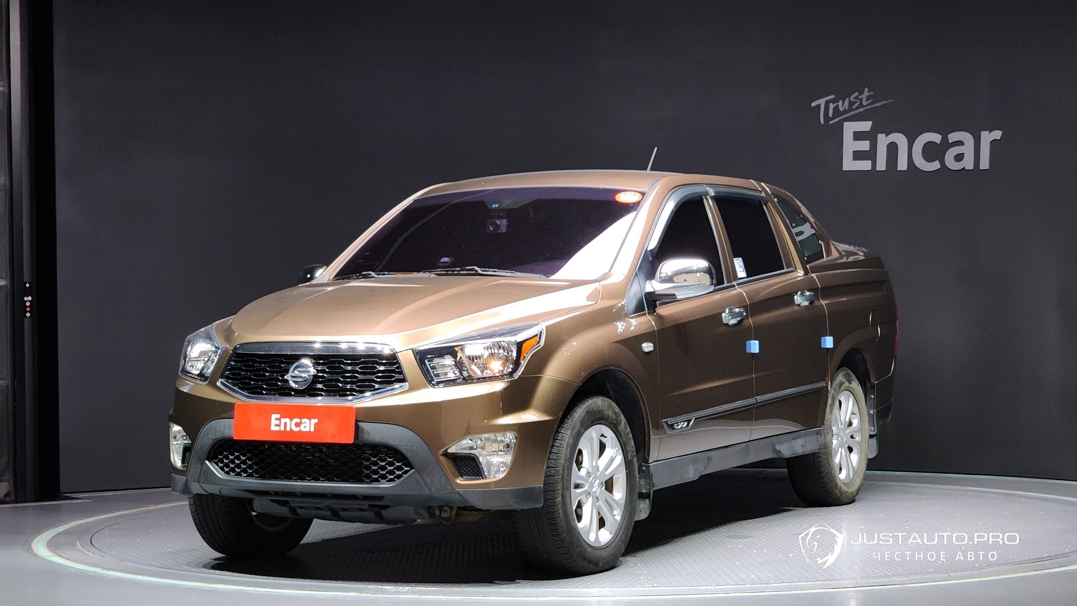 Автомобиль KG_Mobility_Ssangyong KORANDO