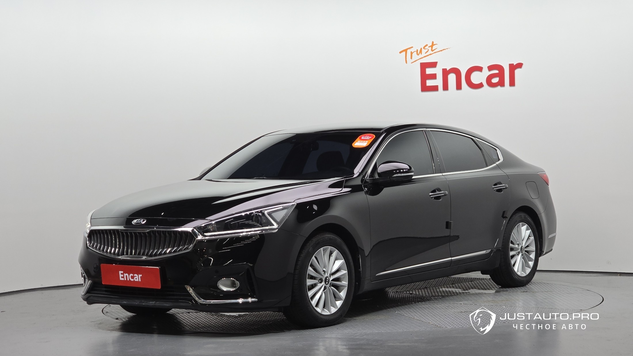 Автомобиль Kia K7