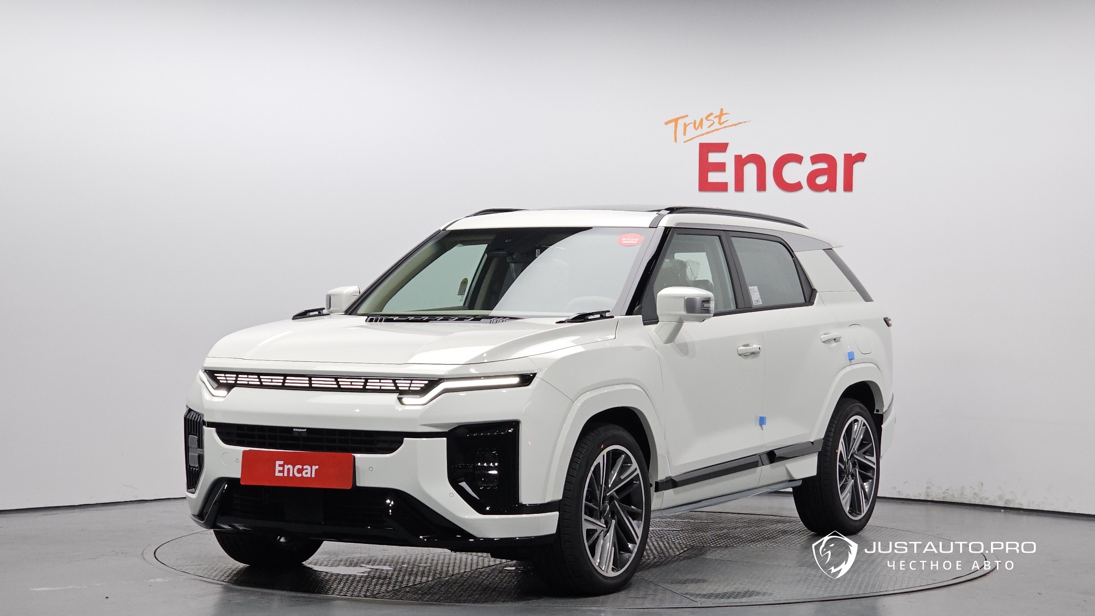 Автомобиль KG_Mobility_Ssangyong Actyon
