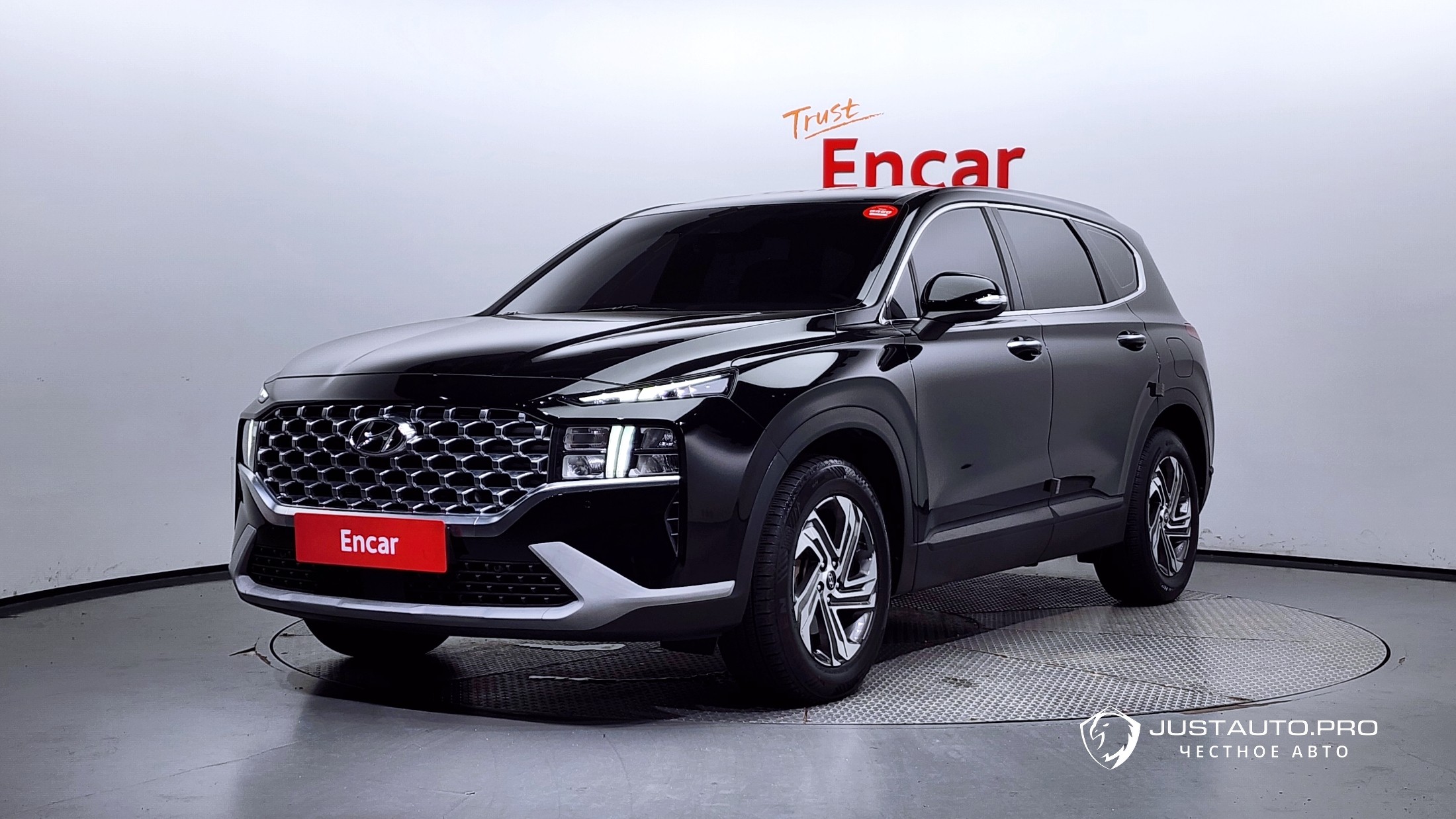 Автомобиль Hyundai Santafe