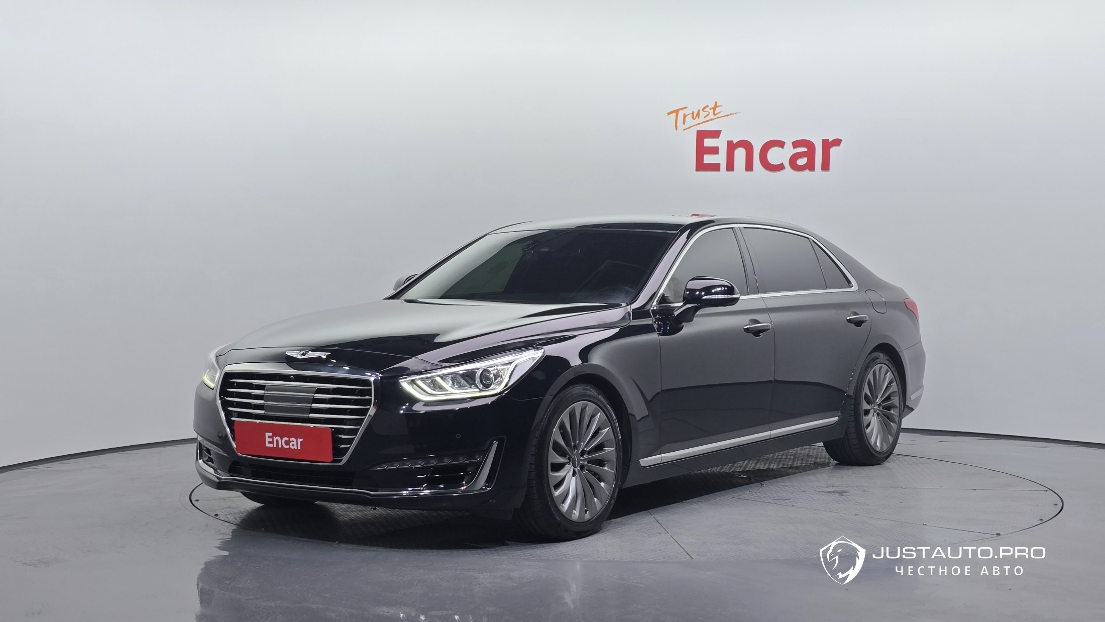 Автомобиль Genesis EQ900
