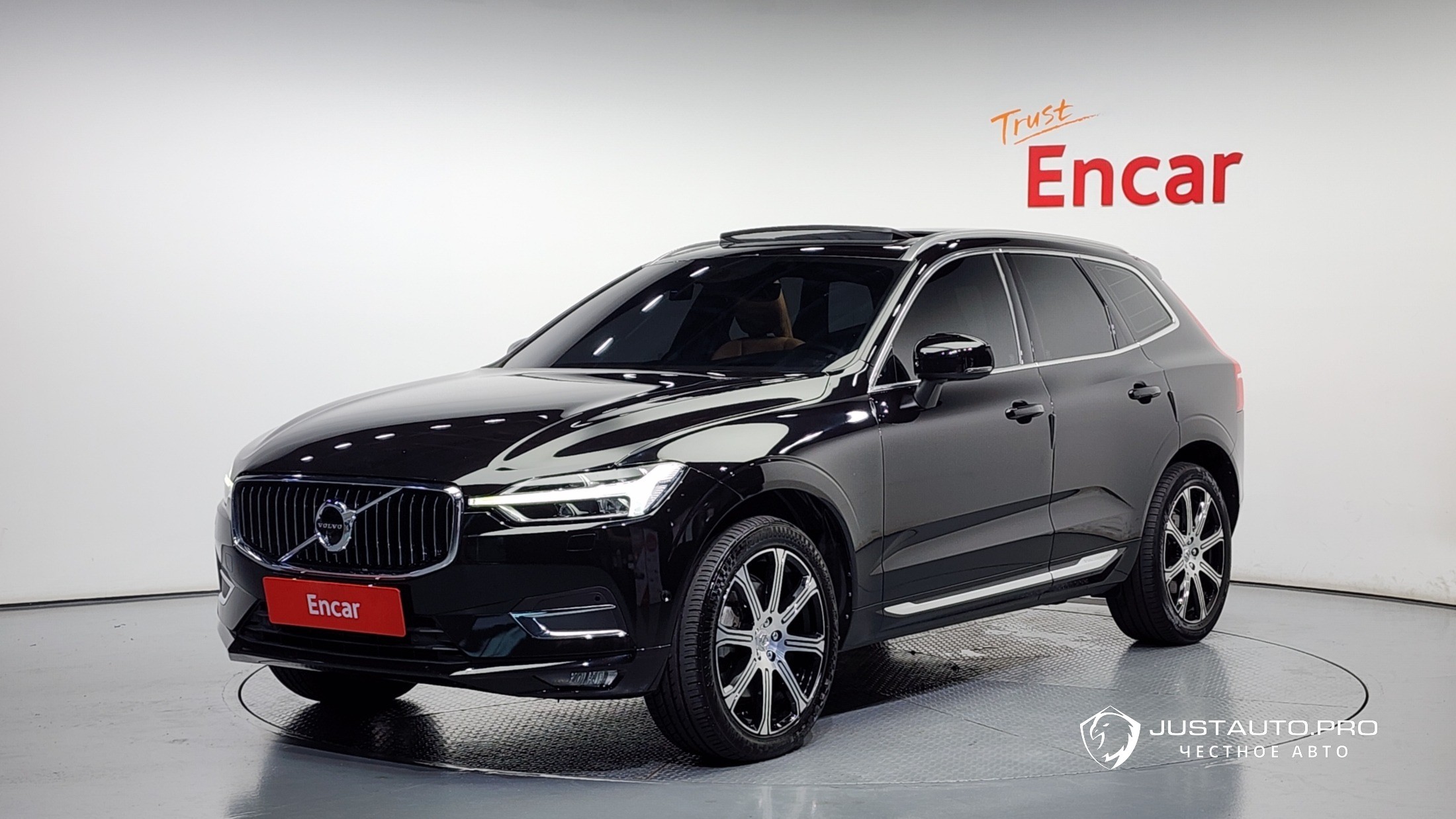 Автомобиль Volvo XC60