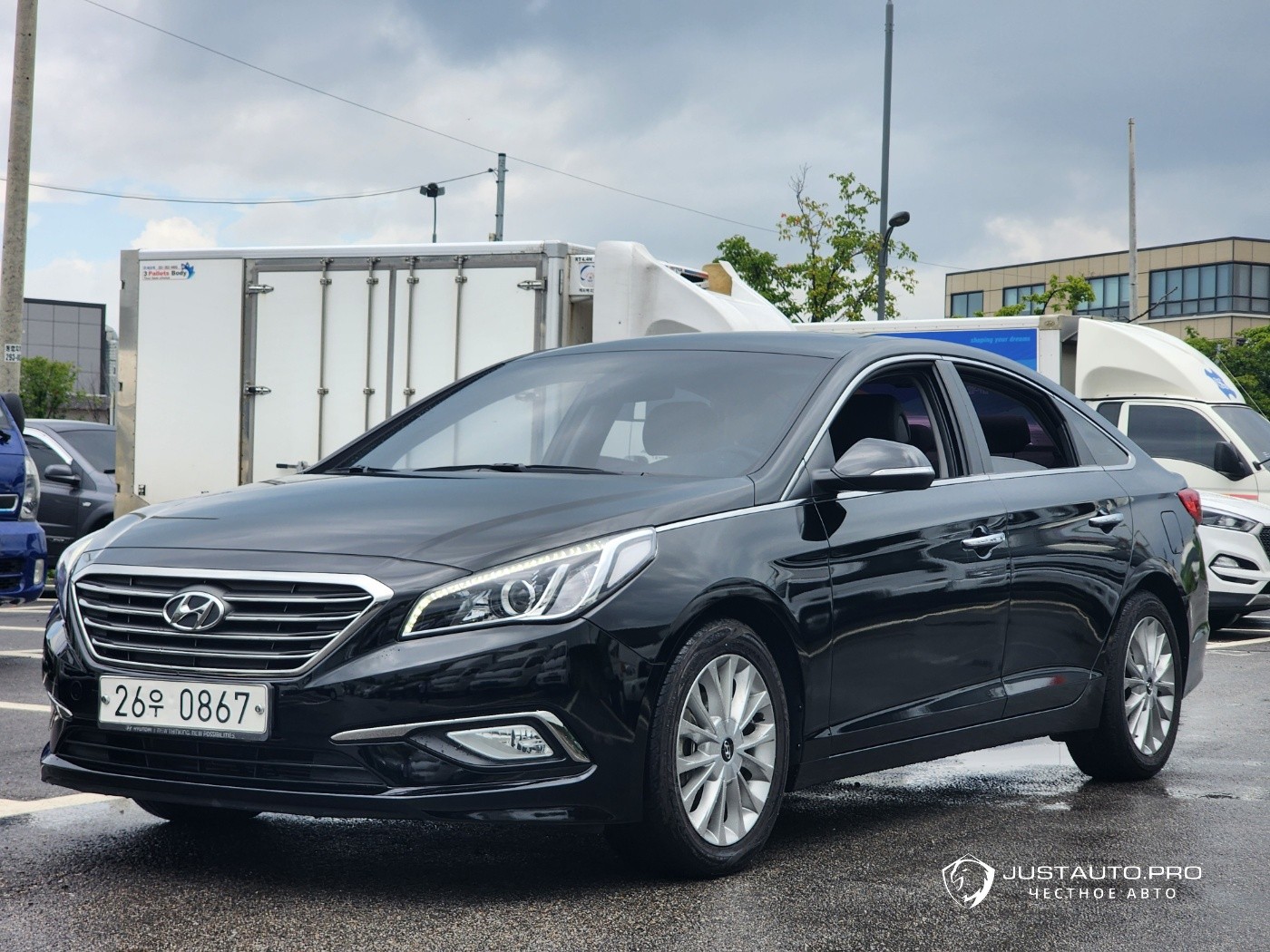 Автомобиль Hyundai Sonata