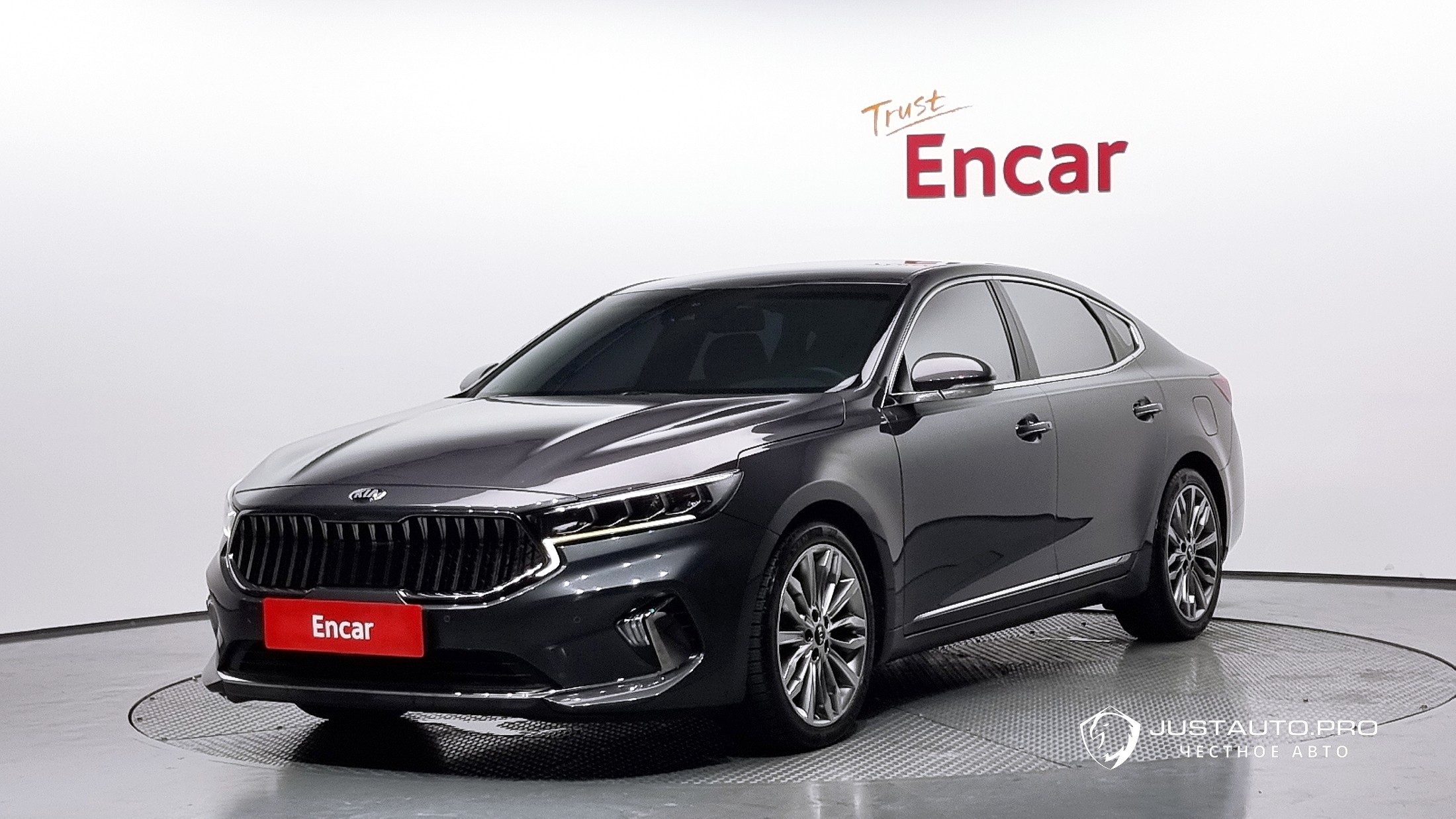 Автомобиль Kia K7
