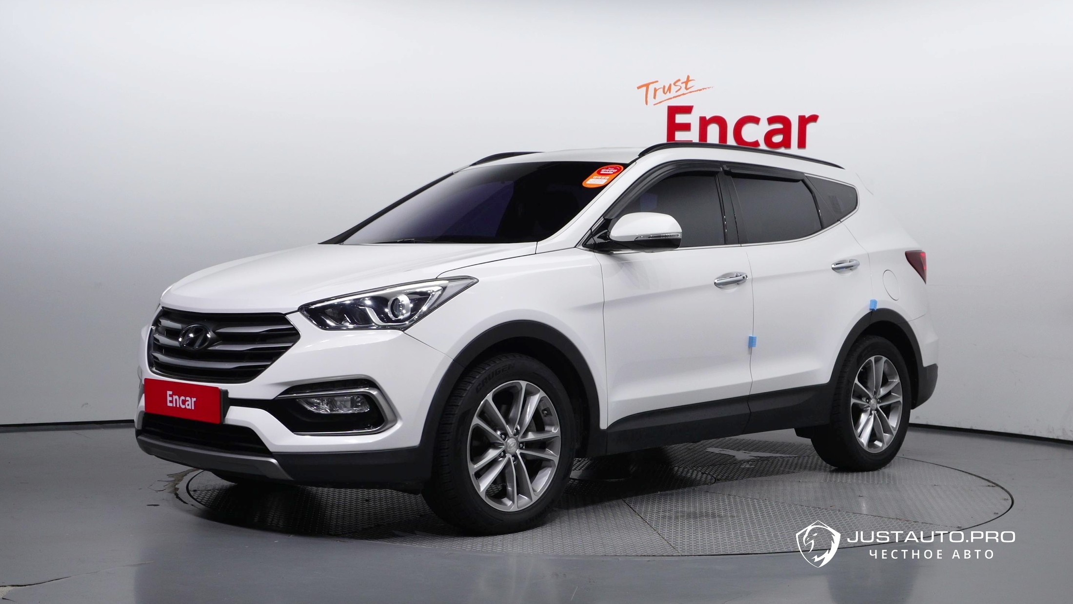 Автомобиль Hyundai Santafe