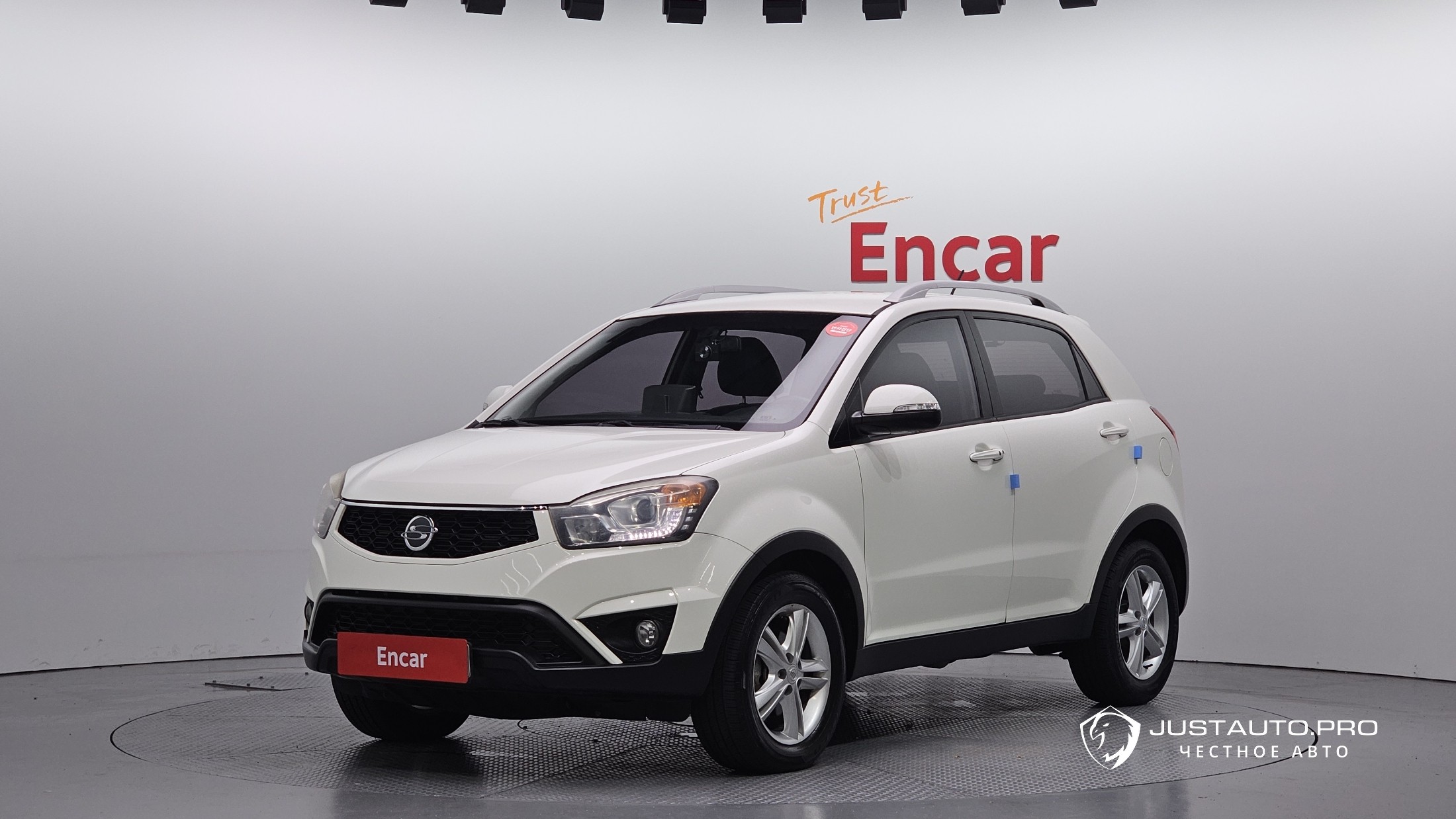 Автомобиль KG_Mobility_Ssangyong KORANDO