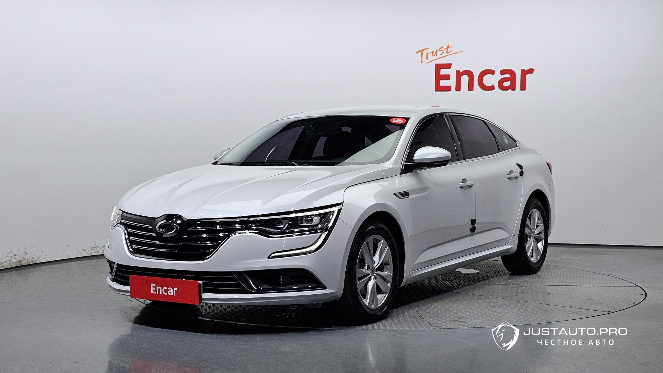 Автомобиль Renault-KoreaSamsung SM6