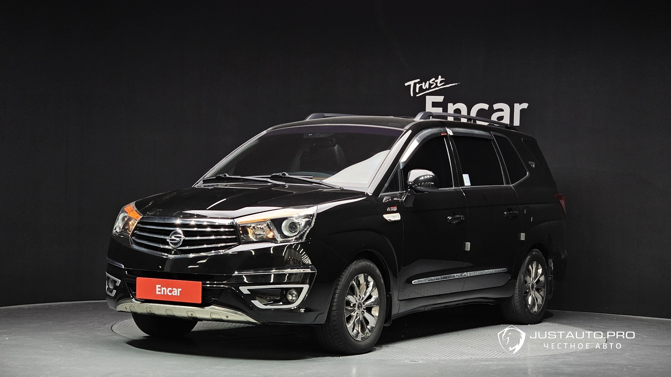 Автомобиль KG_Mobility_Ssangyong KORANDO