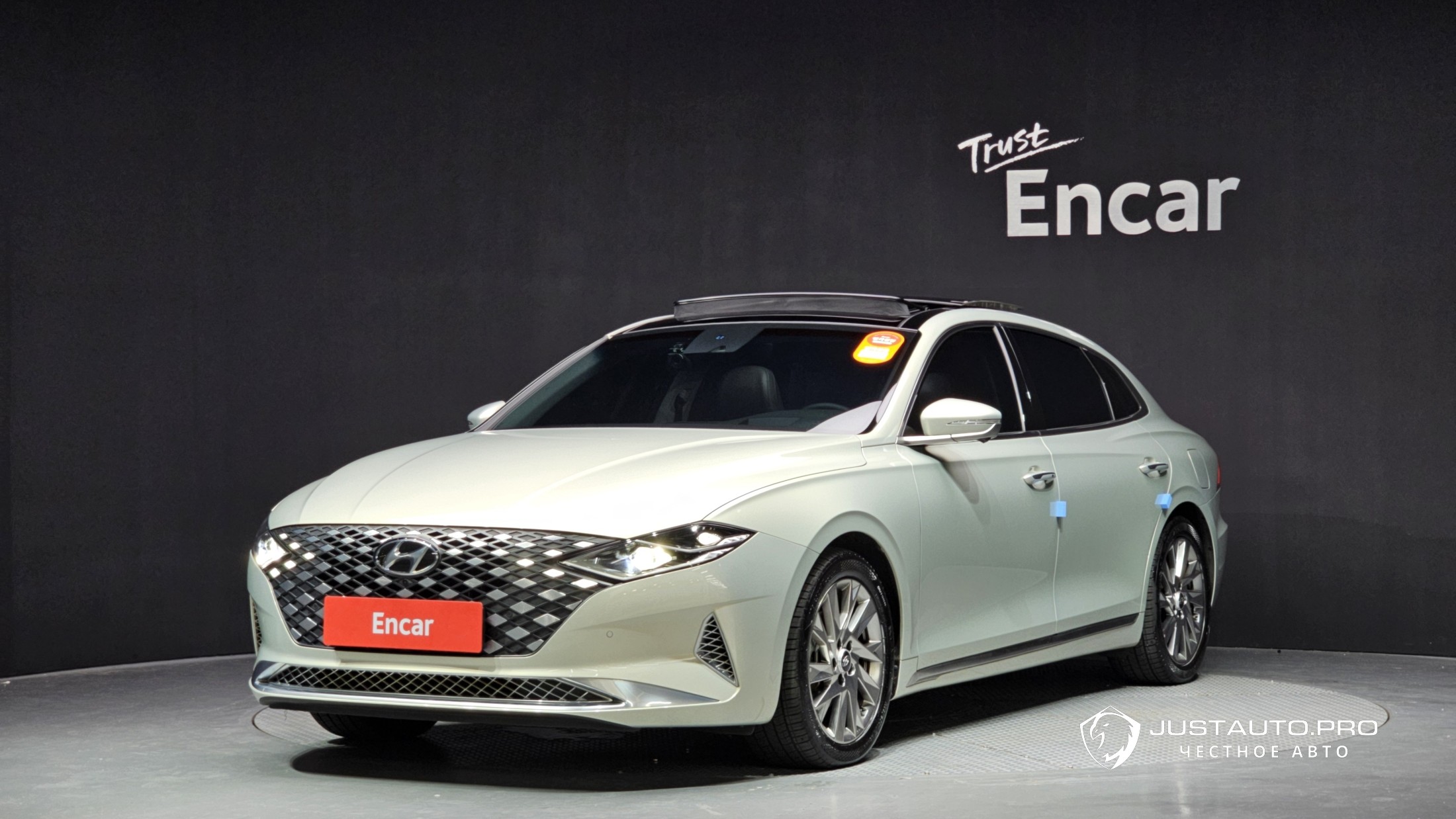 Автомобиль Hyundai Grandeur