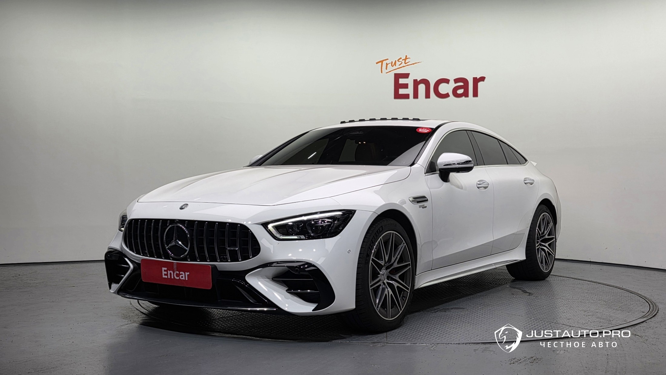 Автомобиль Mercedes-Benz AMG GT
