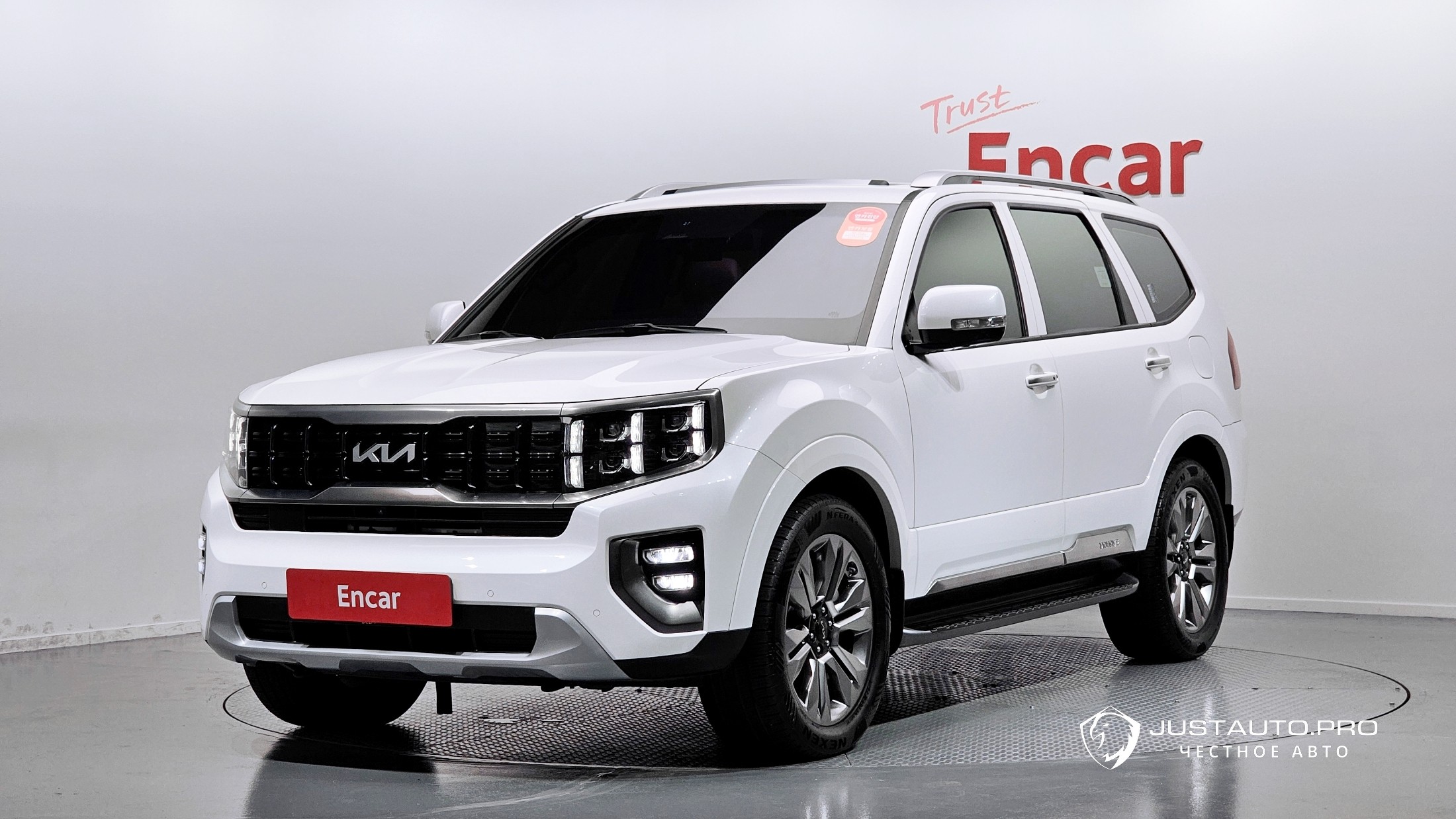 Автомобиль Kia Mohave