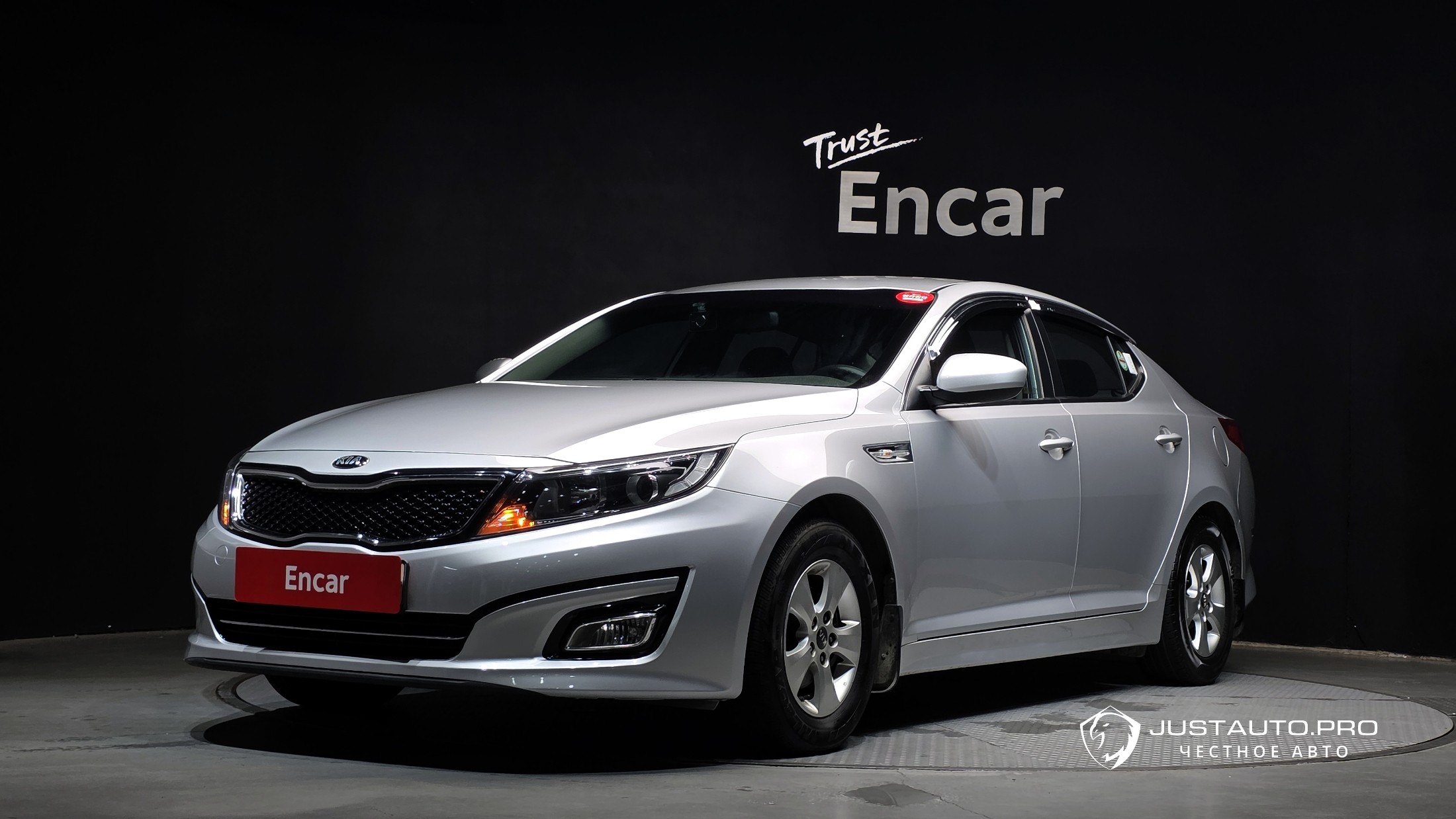 Автомобиль Kia K5