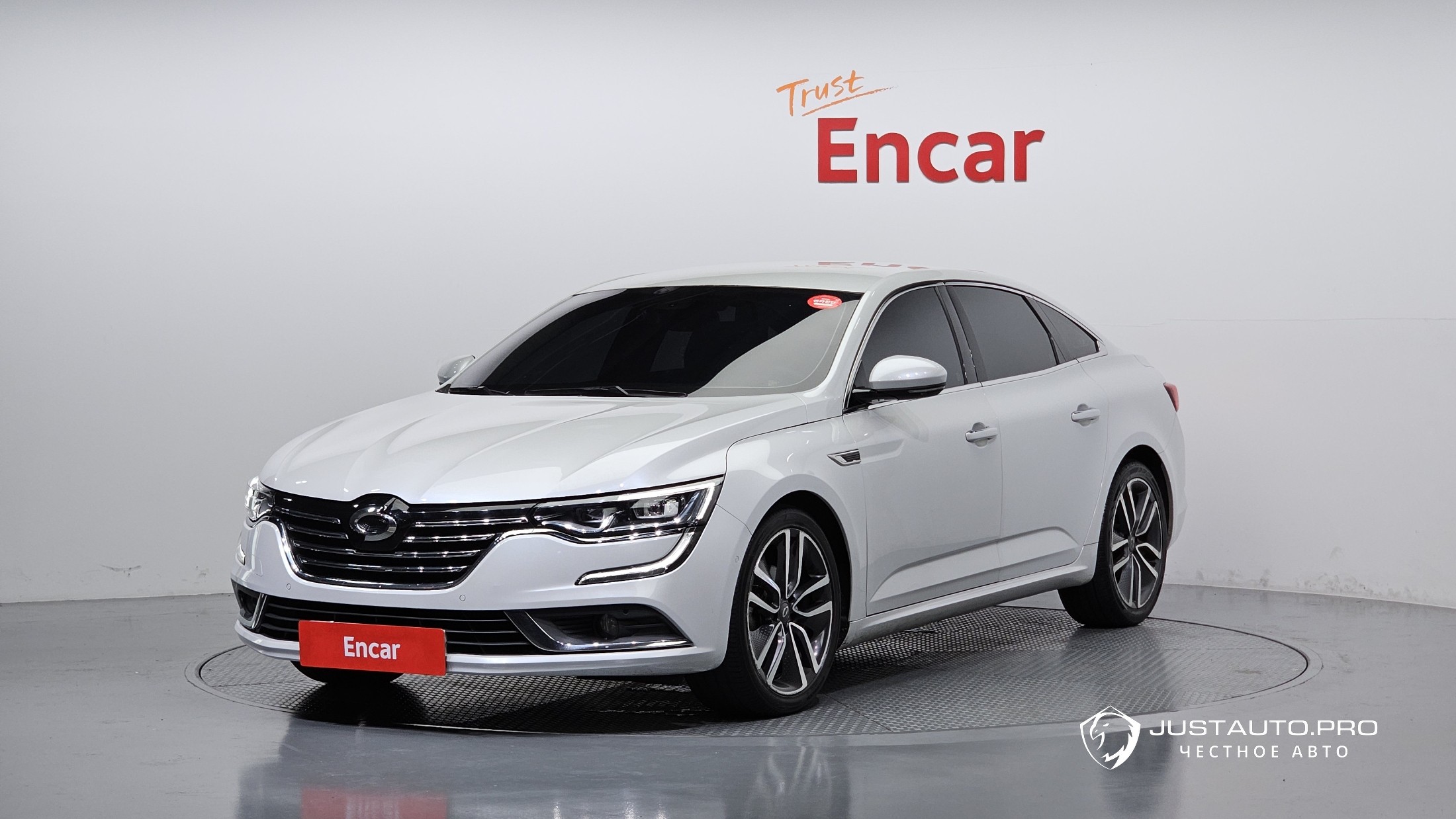 Автомобиль Renault-KoreaSamsung SM6