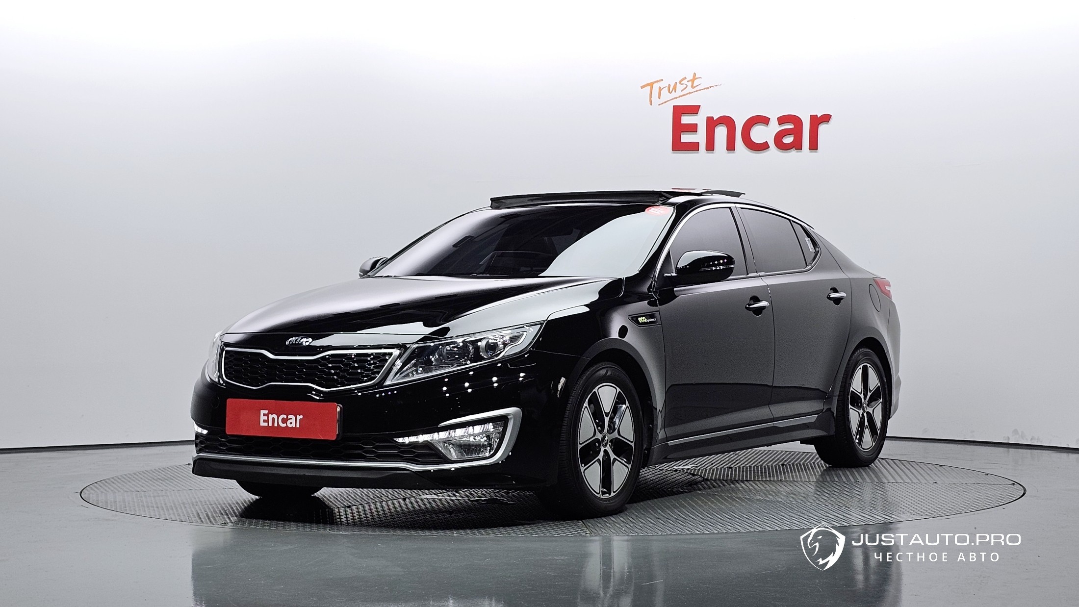 Автомобиль Kia K5