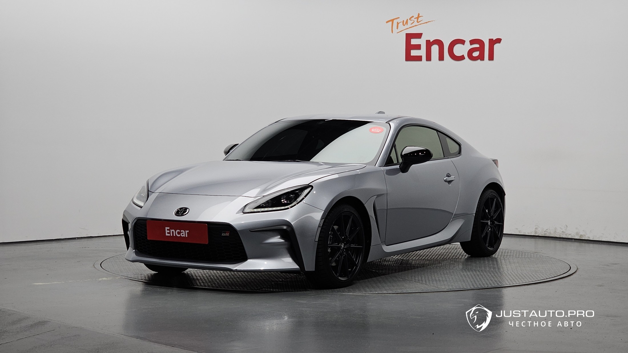 Автомобиль Toyota 86