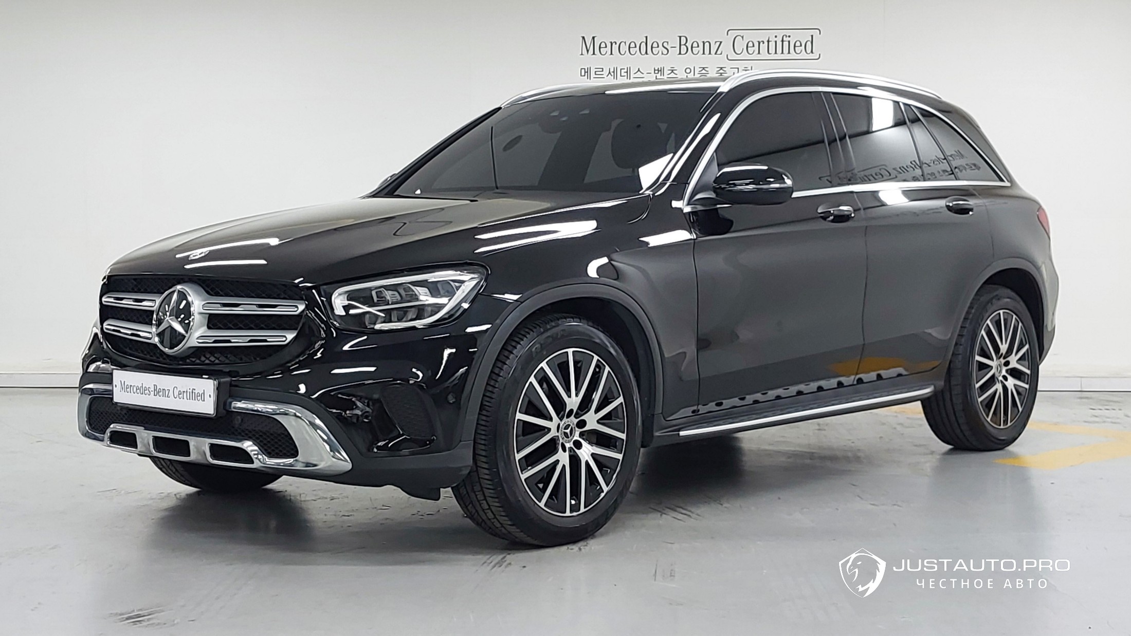 Автомобиль Mercedes-Benz GLC-Class