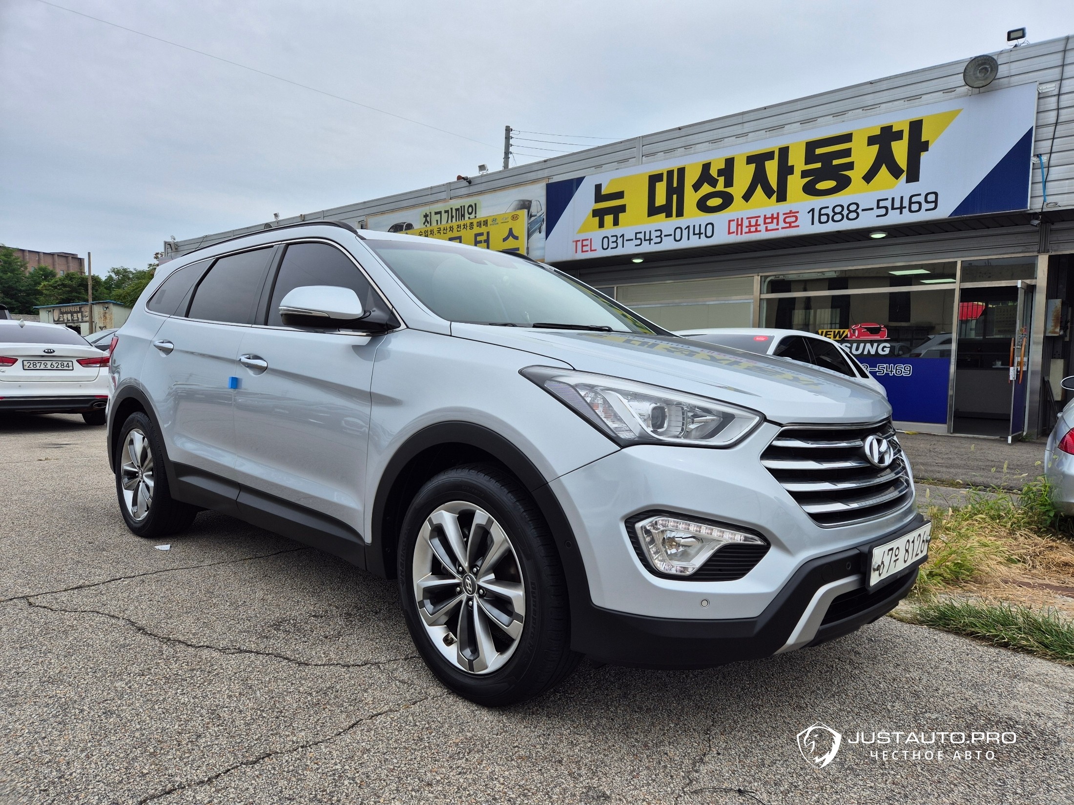 Автомобиль Hyundai Maxcruz