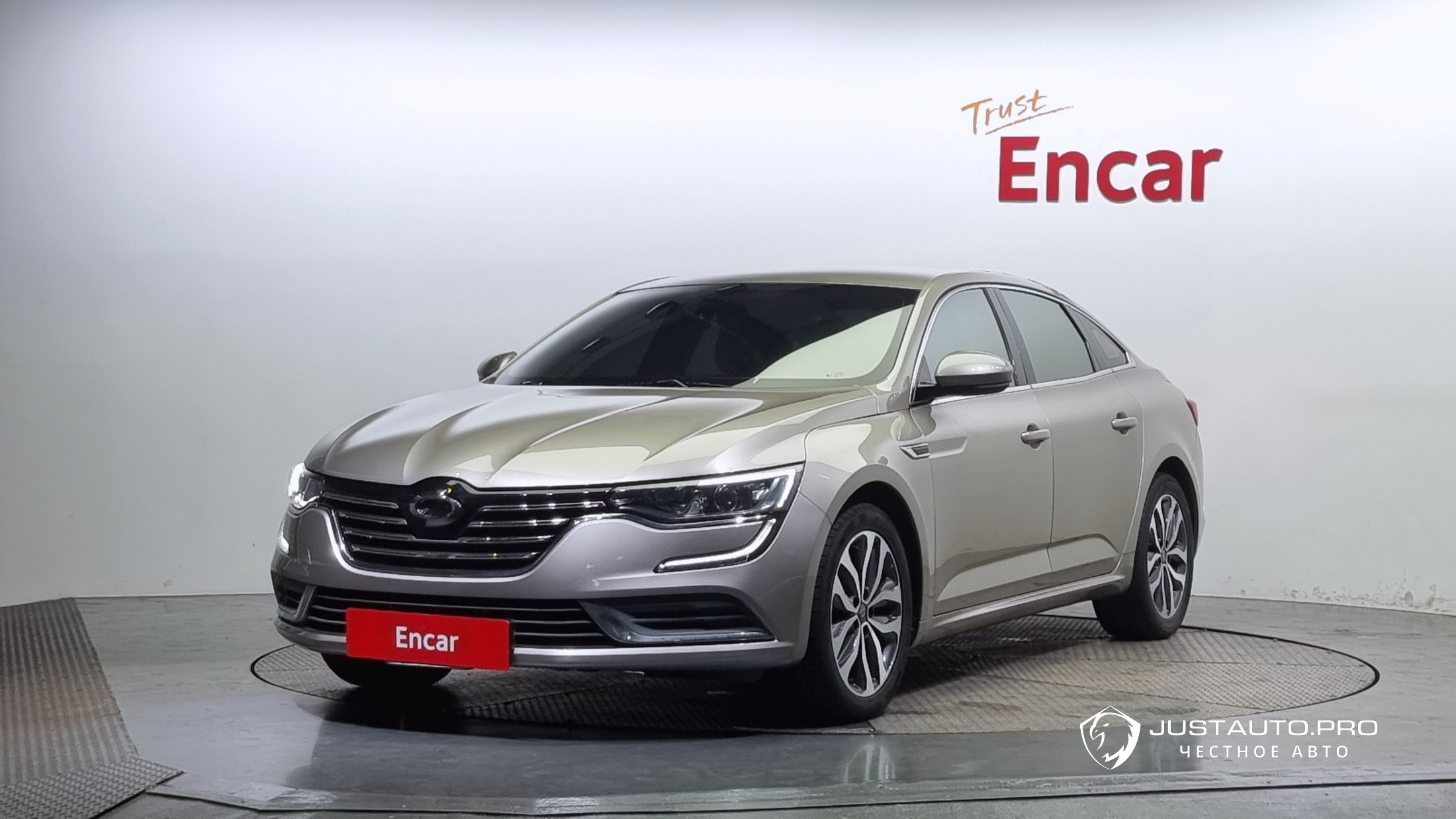 Автомобиль Renault-KoreaSamsung SM6