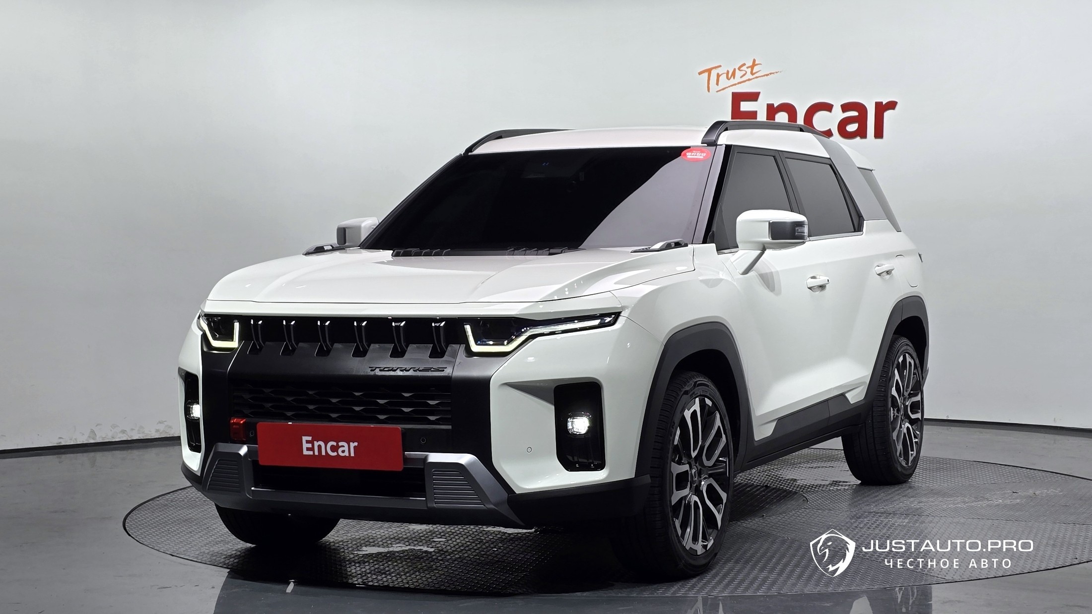 Автомобиль KG_Mobility_Ssangyong Torres