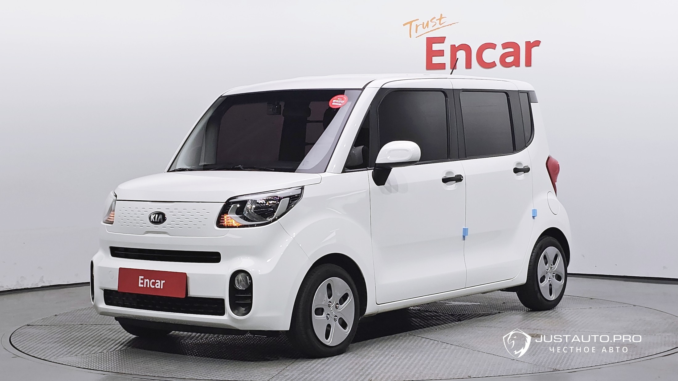 Автомобиль Kia RAY